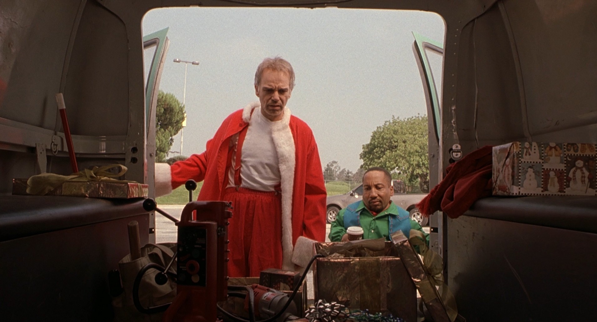 Bad Santa (2003) —  shot,  lighting