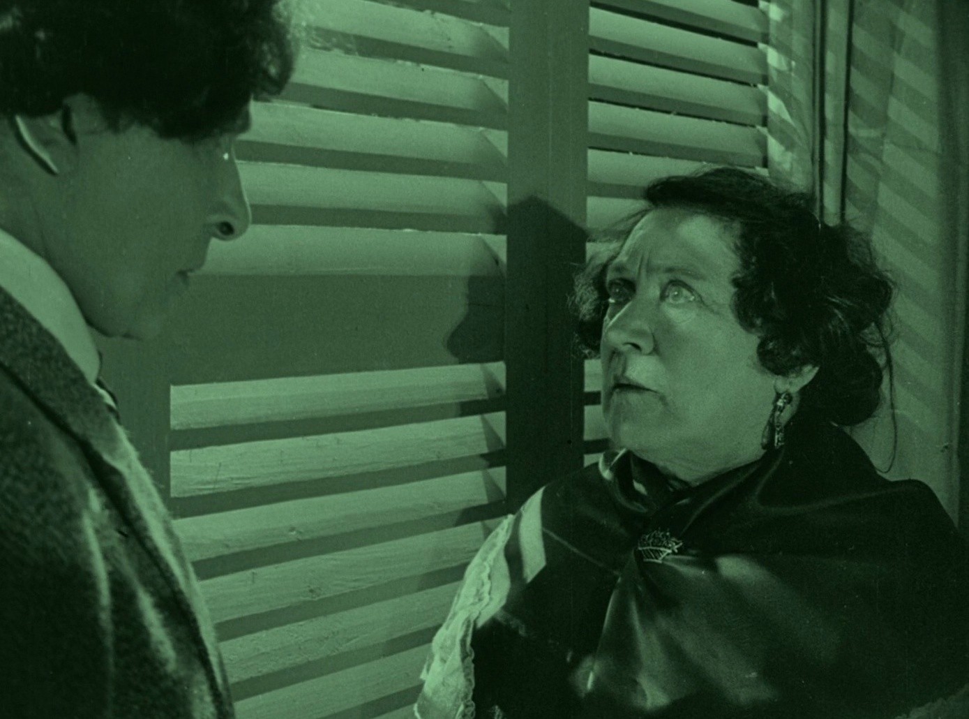 The Late Mathias Pascal (1926) —  shot,  lighting