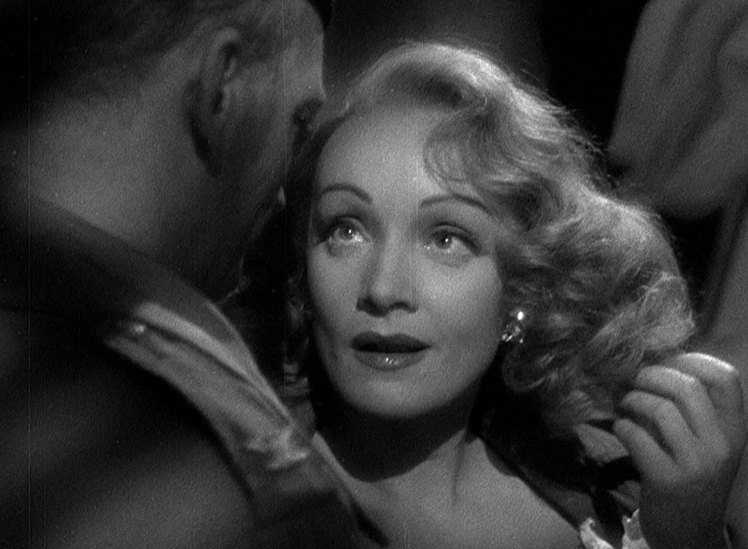 A Foreign Affair (1948) —  shot,  lighting