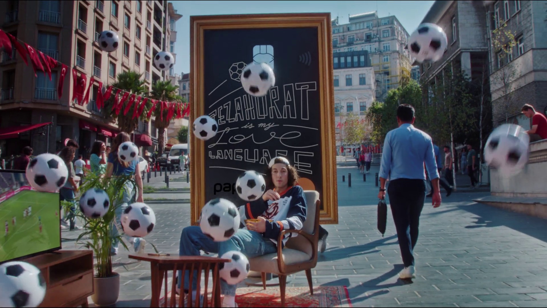 PAPARA (2024) —  shot,  lighting