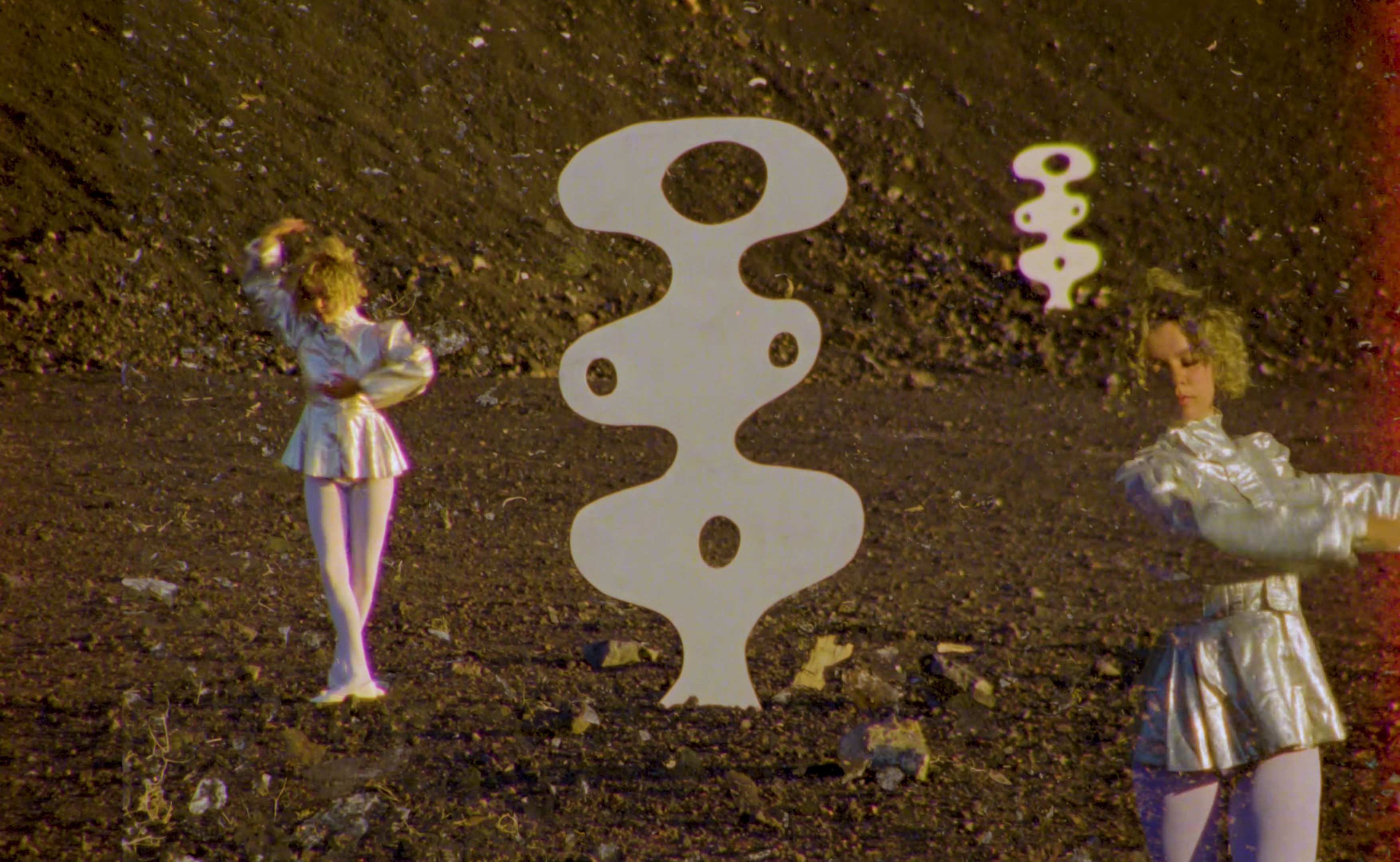 ❍ Triangular Girl (2024) —  shot,  lighting