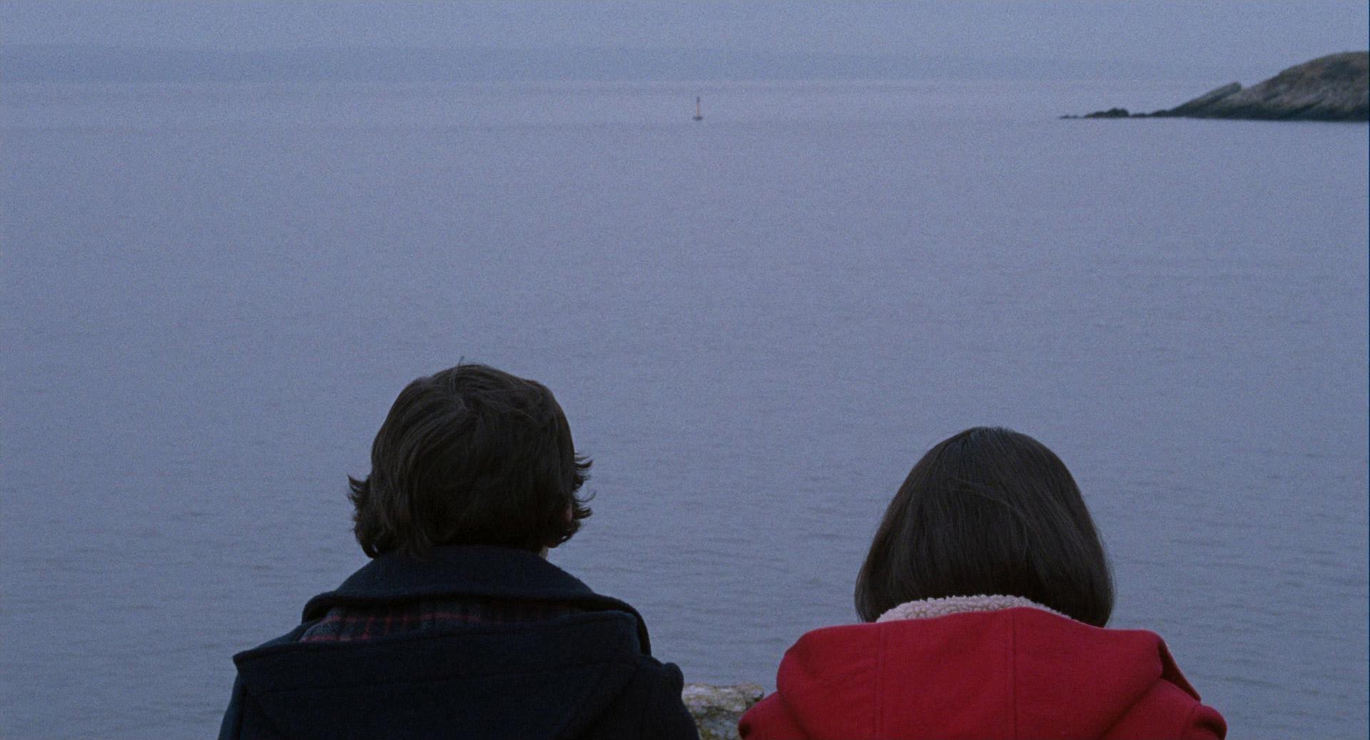 Submarine (2010) —  shot,  lighting