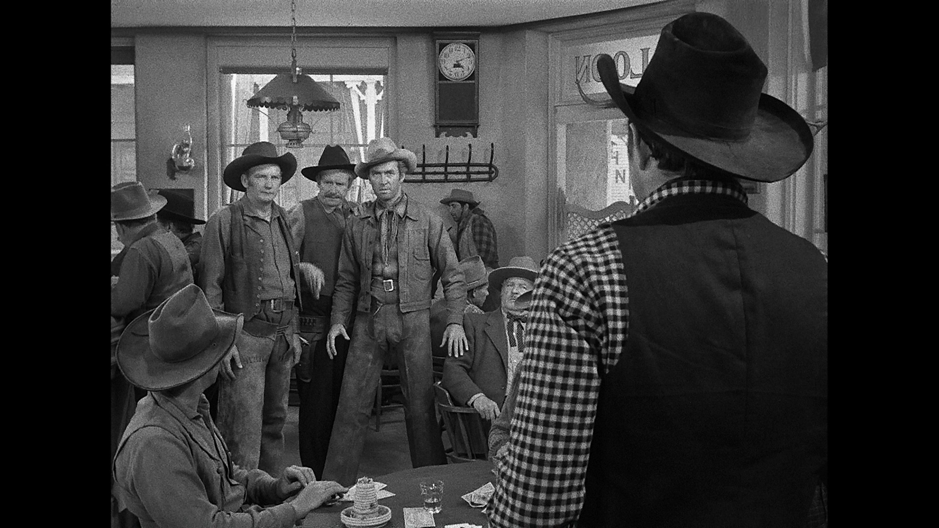 Winchester '73 (1950) —  shot,  lighting