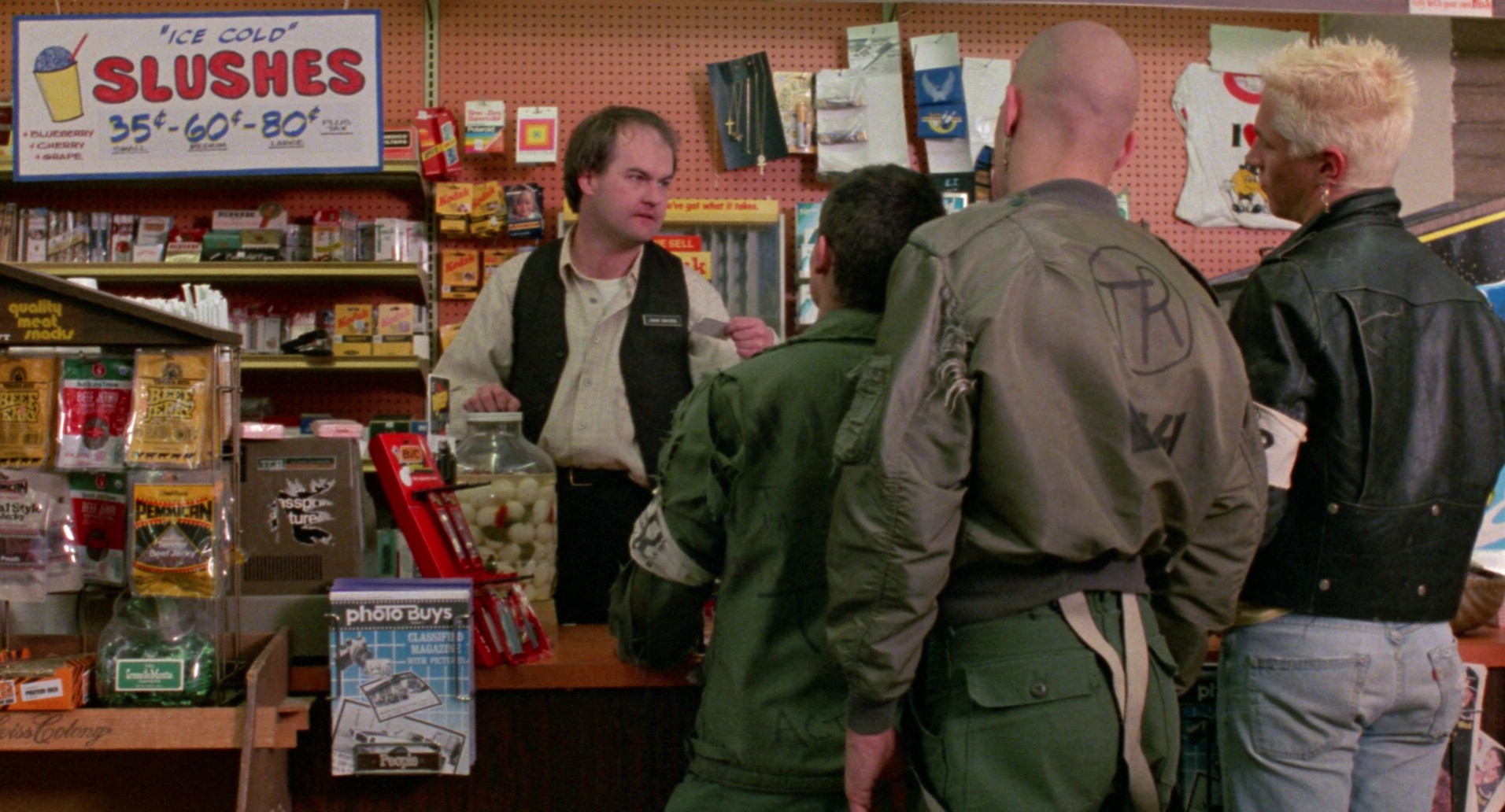 Suburbia (1983) —  shot,  lighting