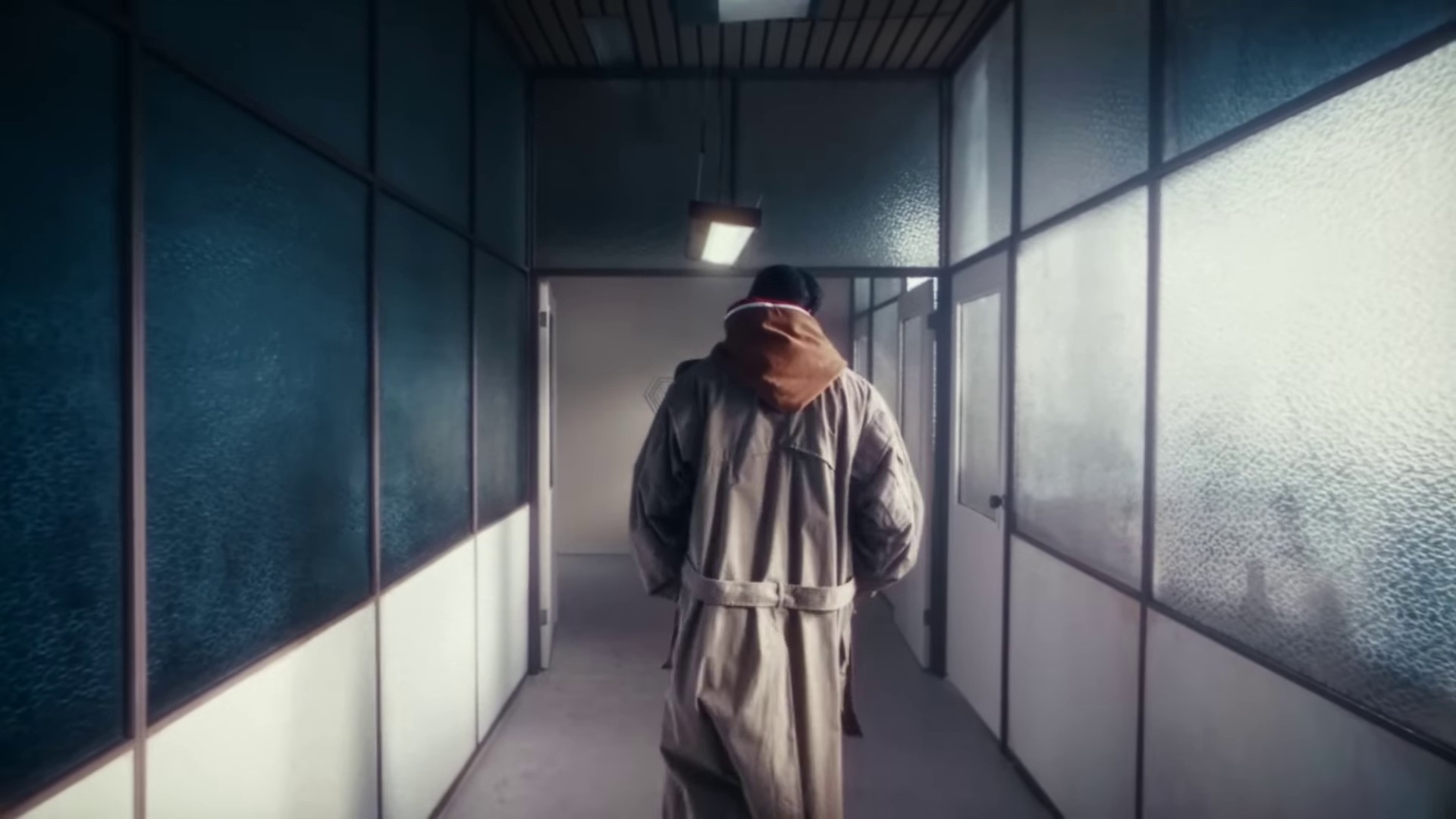 Department of mental tranquility (2023) —  shot,  lighting