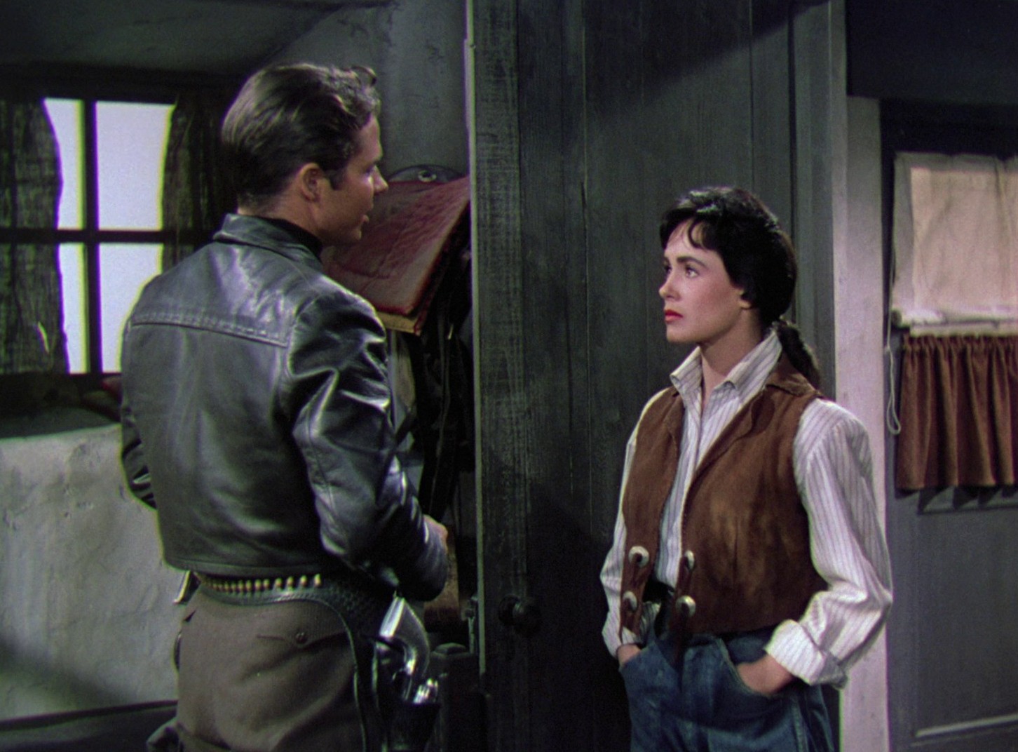 The Duel at Silver Creek (1952) —  shot,  lighting