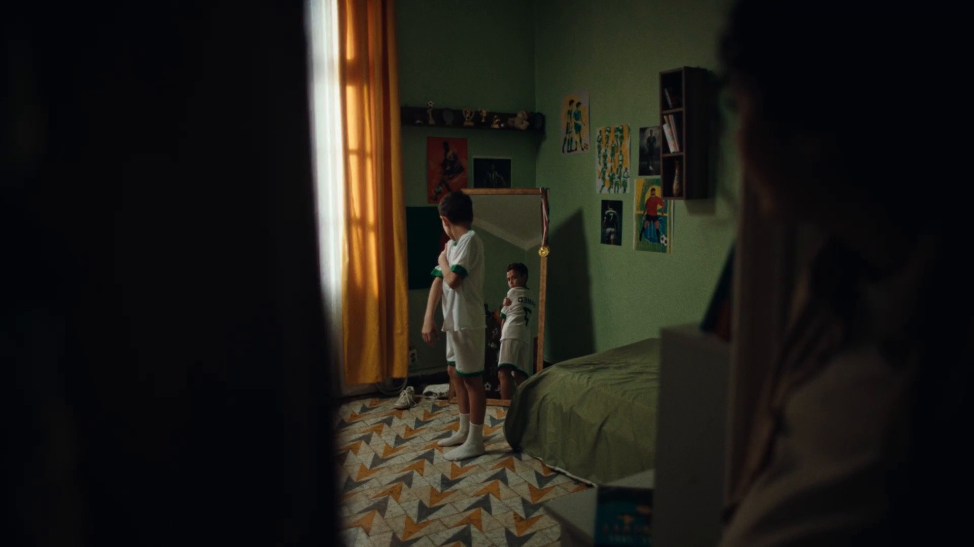 Omo - My Algeria (DC) (2024) —  shot,  lighting