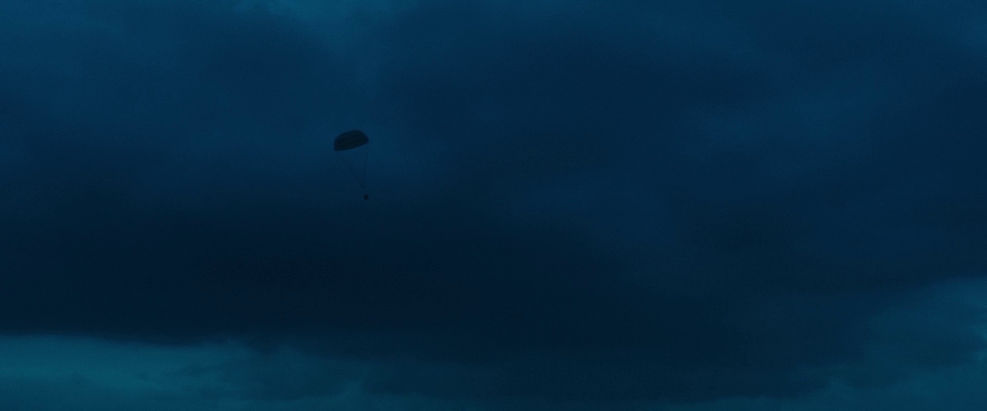 Sputnik (2020) —  shot,  lighting