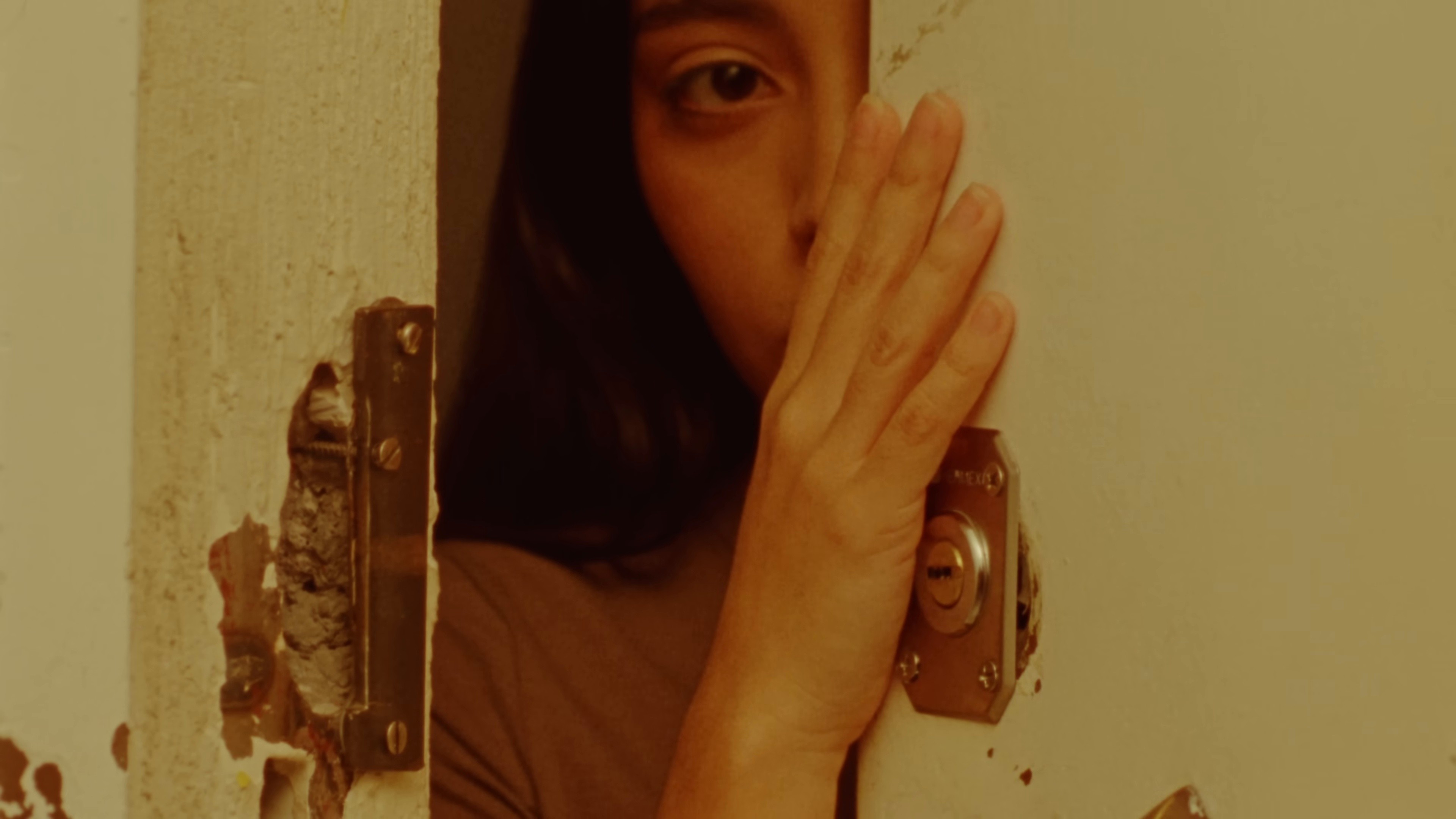 nube gris (2024) —  shot,  lighting