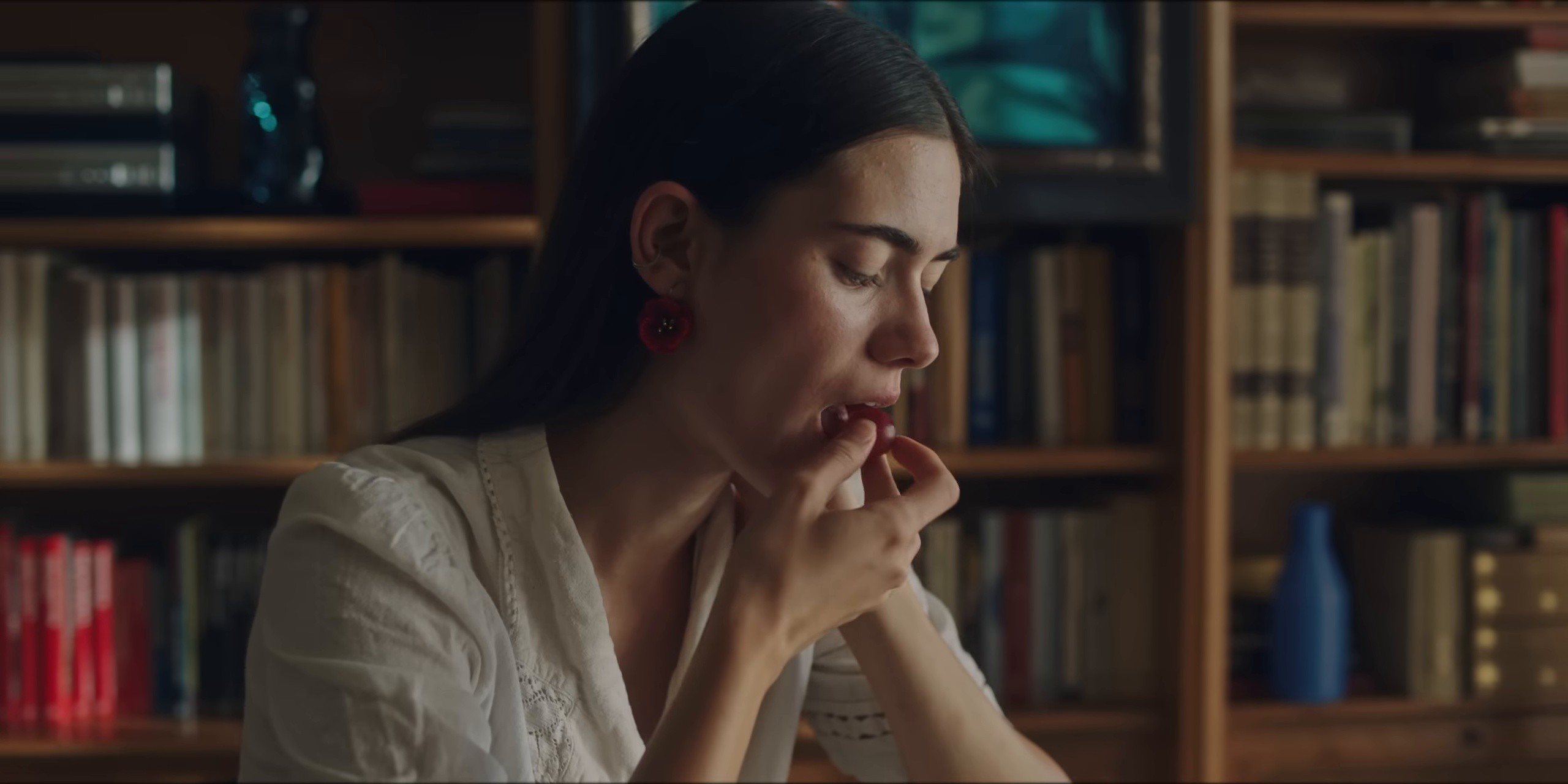 Tarantino (2024) —  shot,  lighting