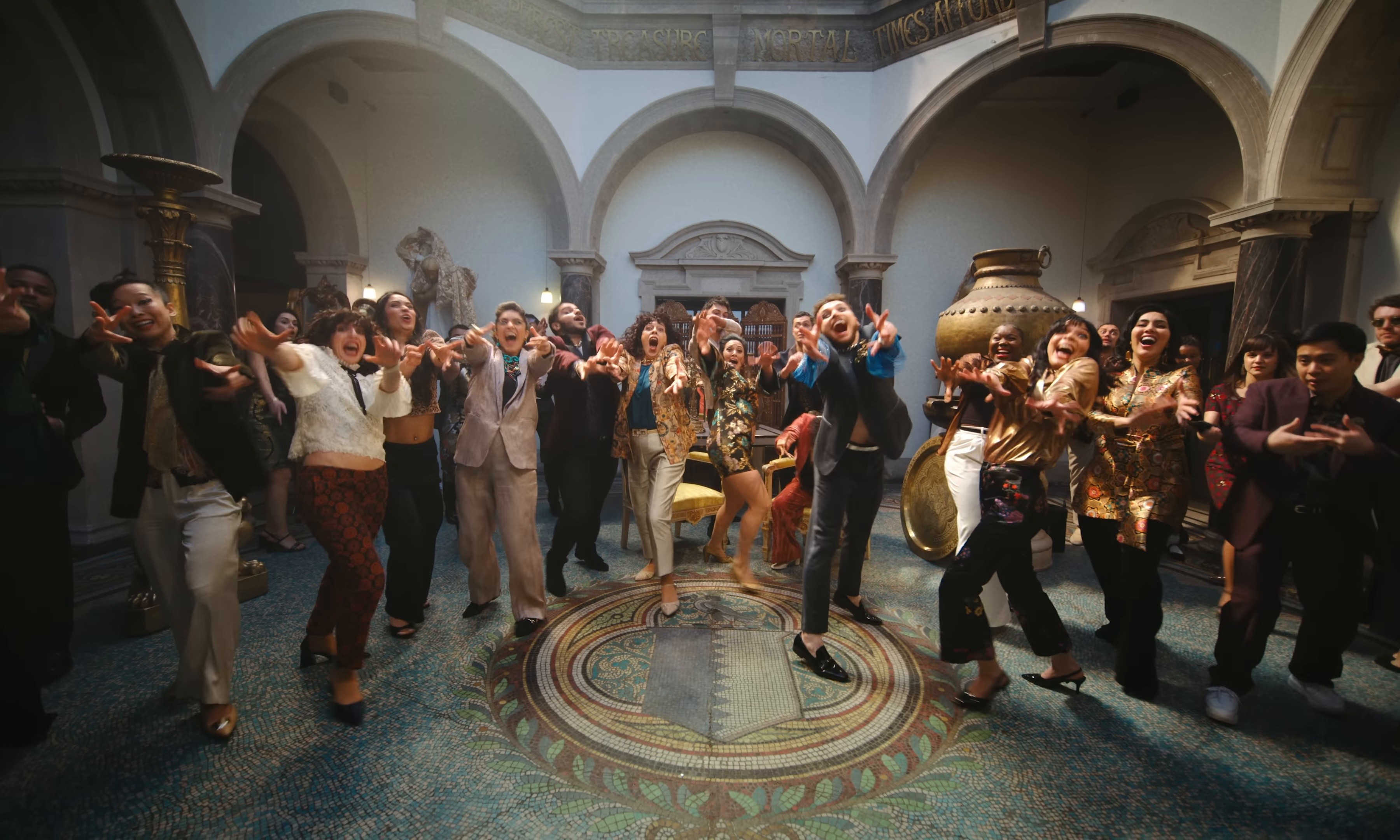 Azizam (2025) —  shot,  lighting