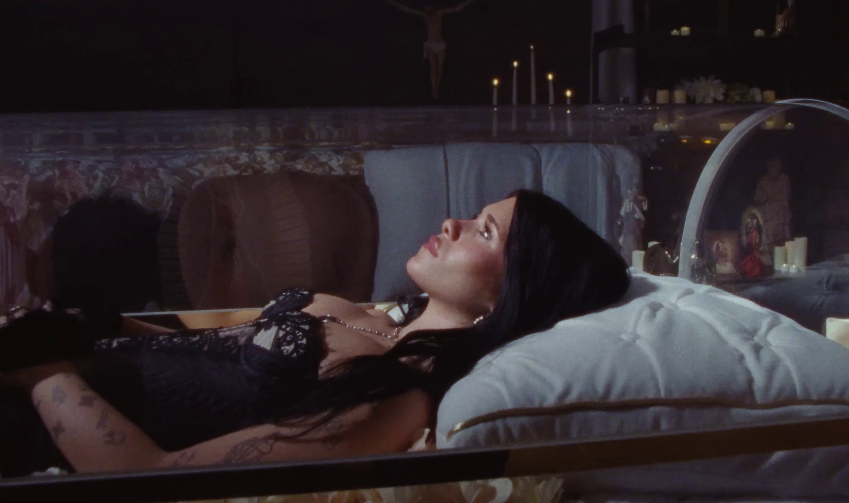 tired of california  (2022) —  shot,  lighting