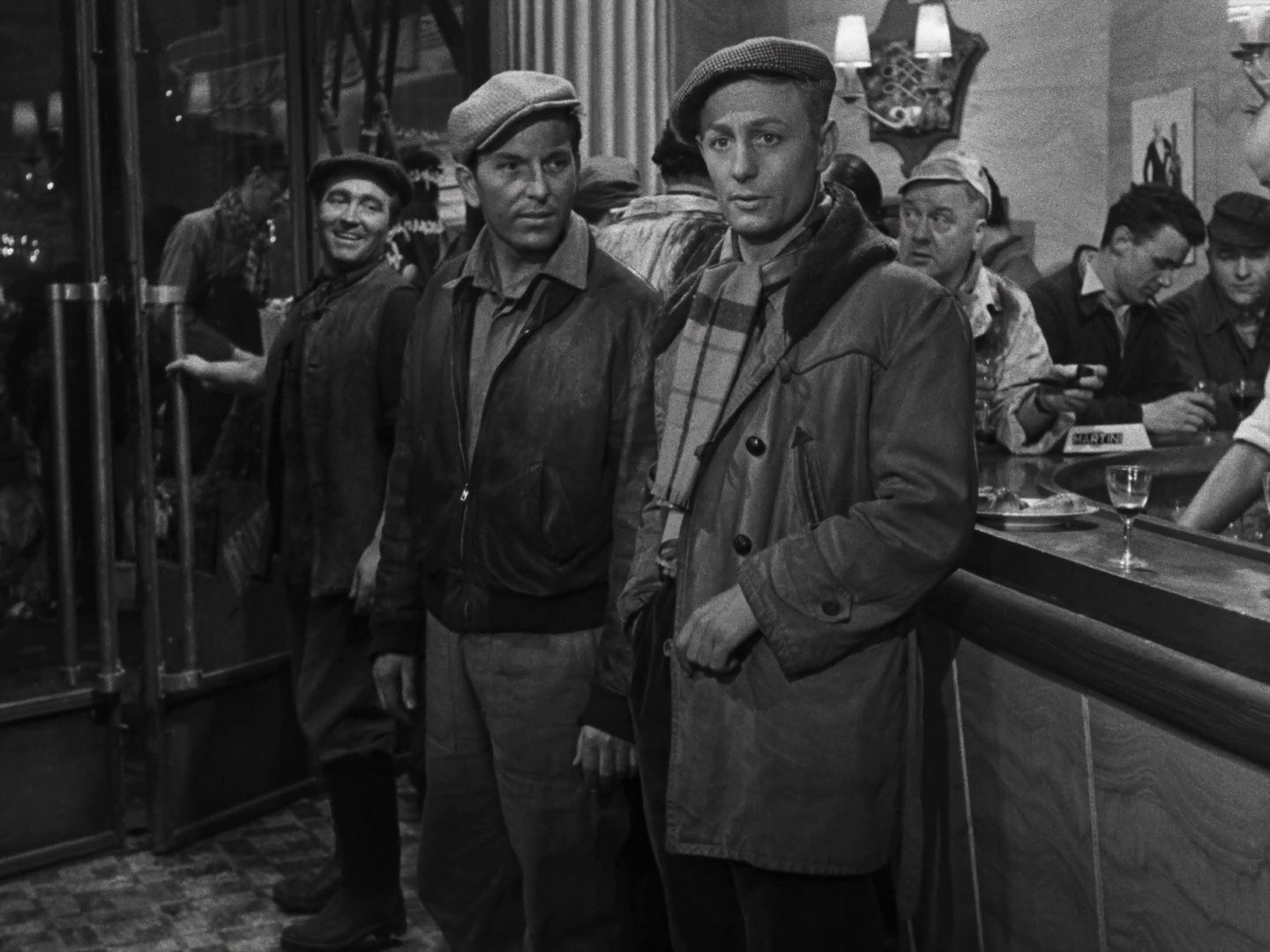 Air of Paris (1958) —  shot,  lighting