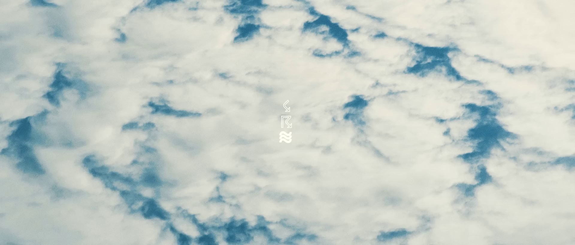 Efferalgan (2022) —  shot,  lighting