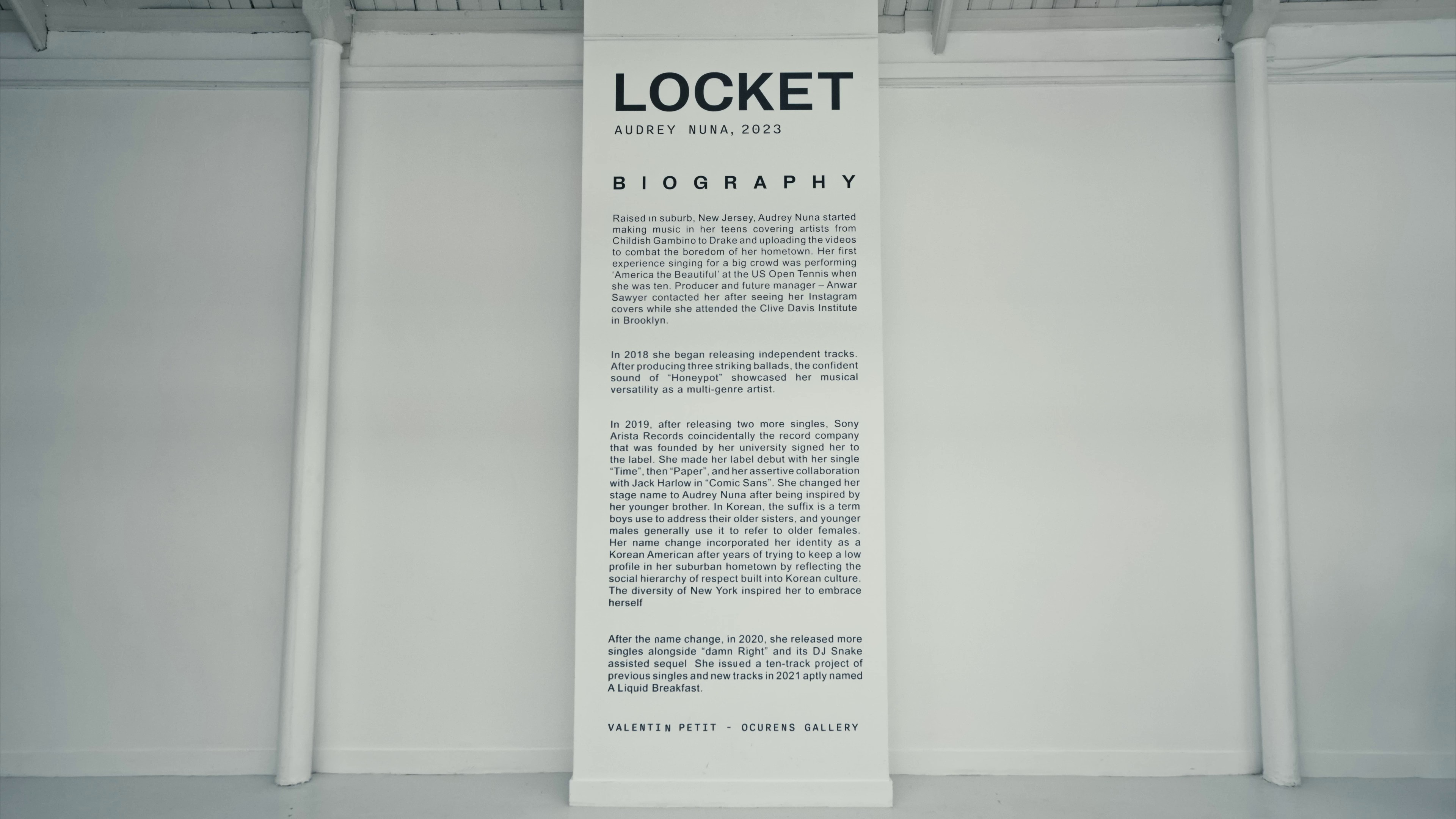 Locket (2023) —  shot,  lighting