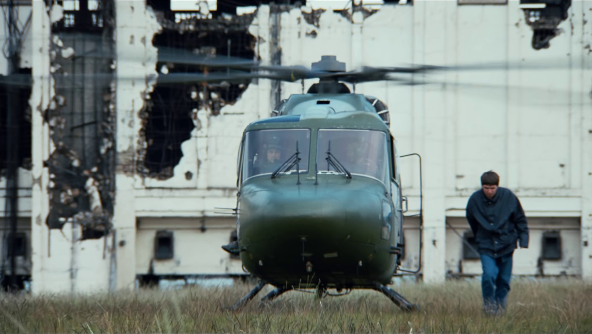 D'you know what I mean  (2016) —  shot,  lighting