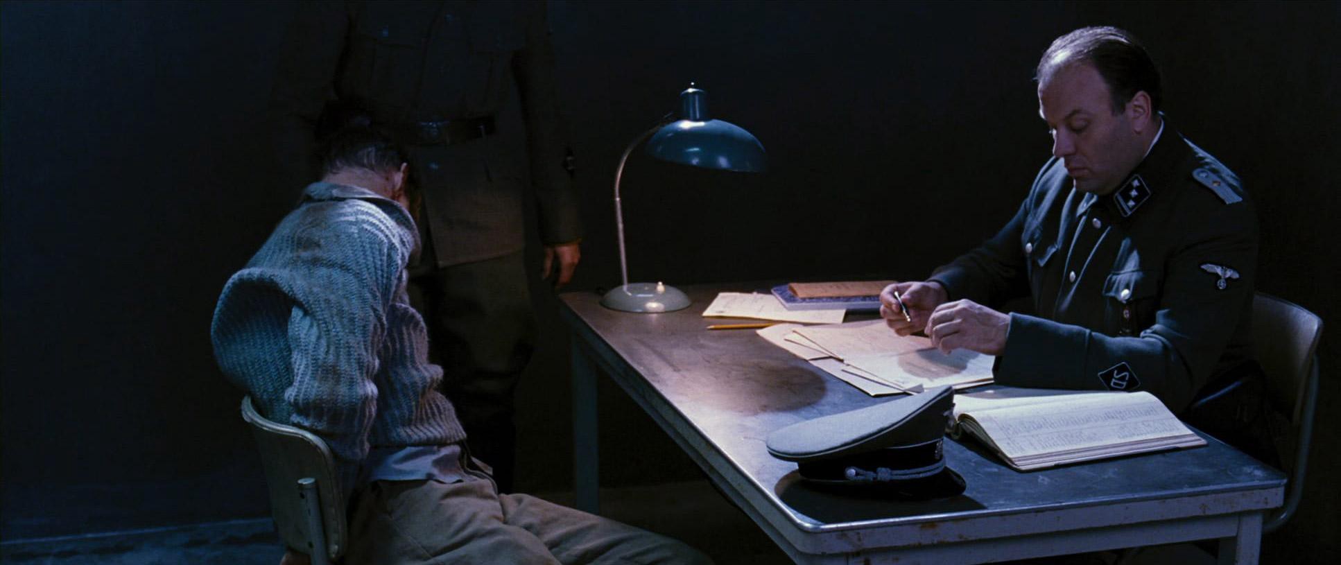 Black Book (2006) —  shot,  lighting