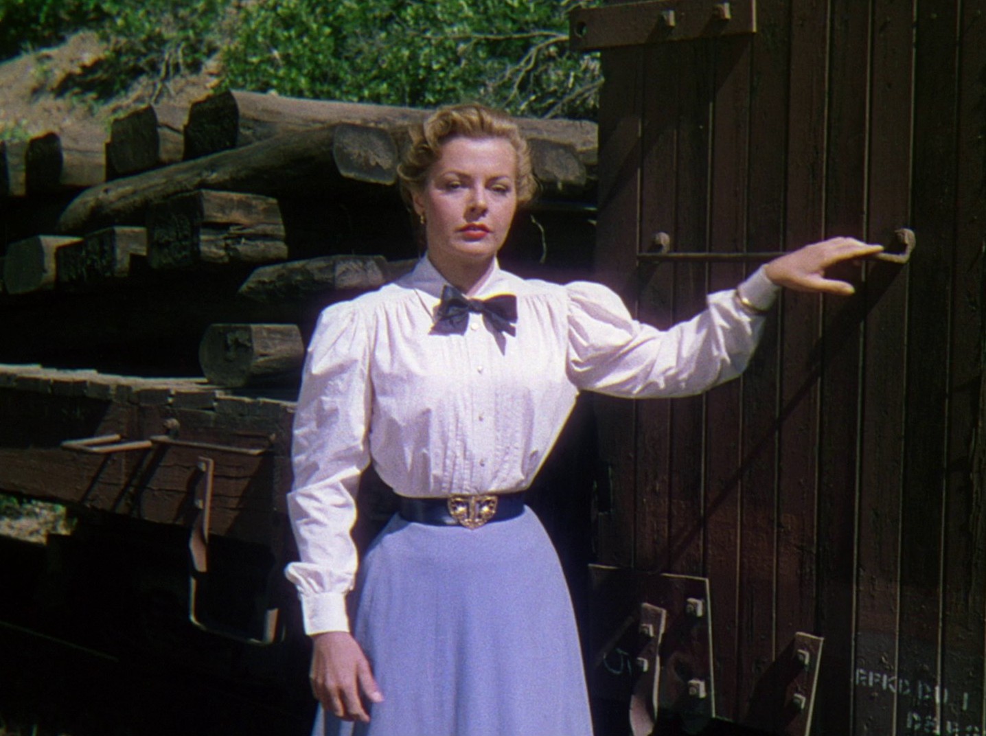 Denver and Rio Grande (1952) —  shot,  lighting
