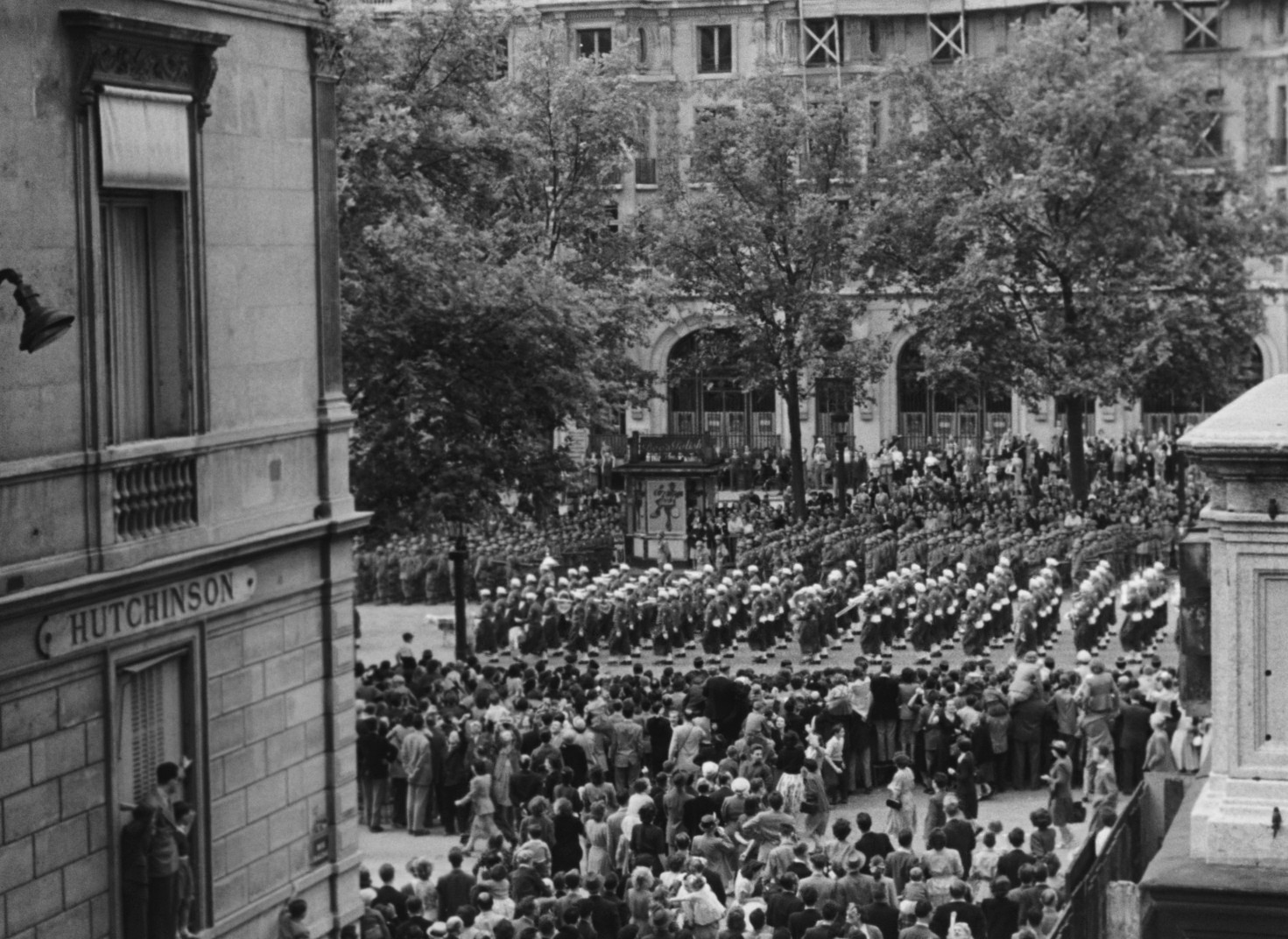 Holiday for Henrietta (1952) —  shot,  lighting