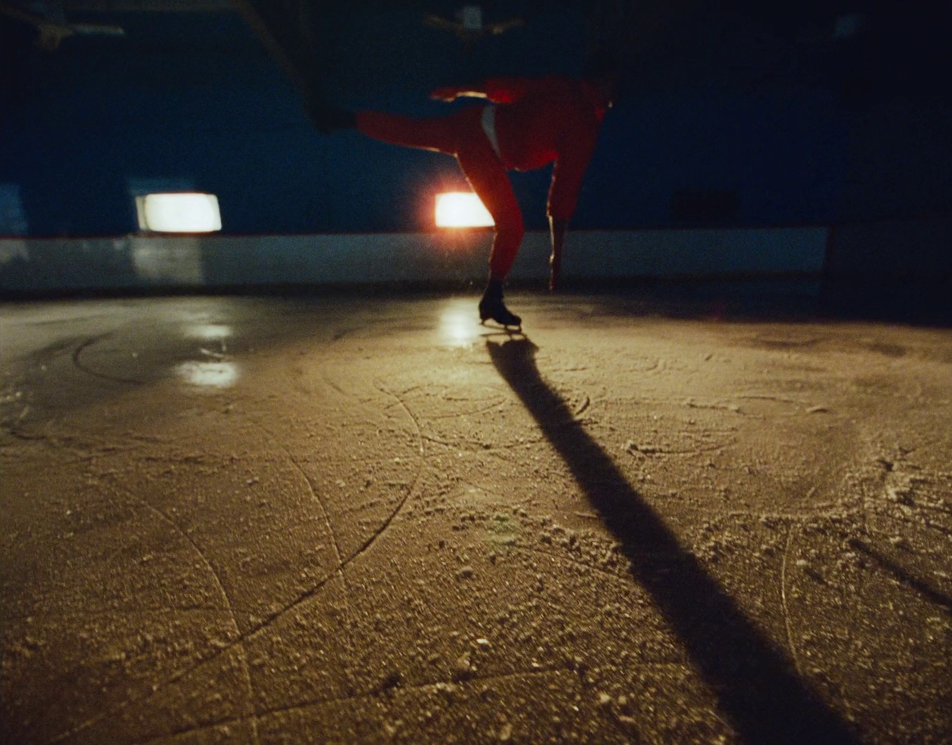 Wondering (2020) —  shot,  lighting