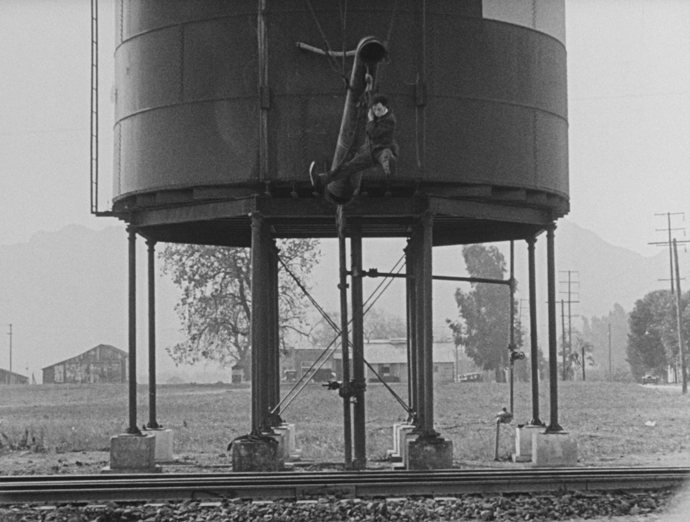 Sherlock Jr. (1924) —  shot,  lighting