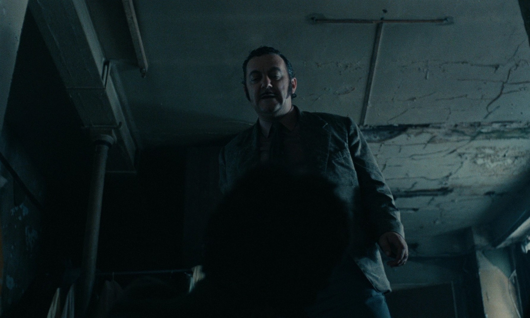 Tchao pantin (1983) —  shot,  lighting