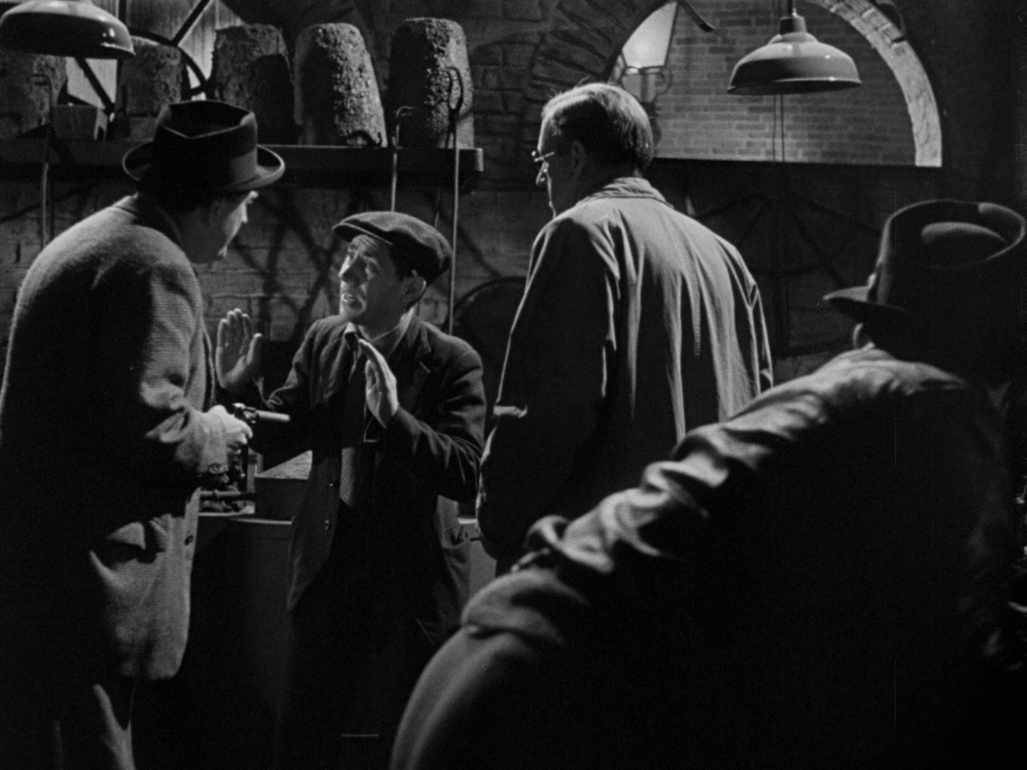 The Lavender Hill Mob (1951) —  shot,  lighting