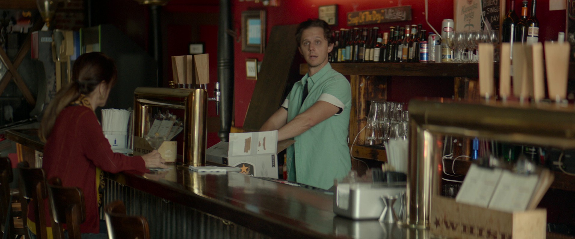 Jonathan (2018) —  shot,  lighting