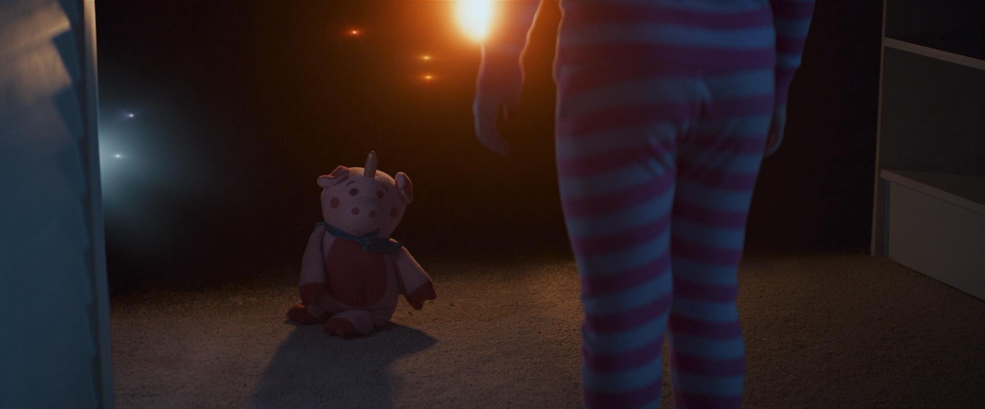 Poltergeist (2015) —  shot,  lighting