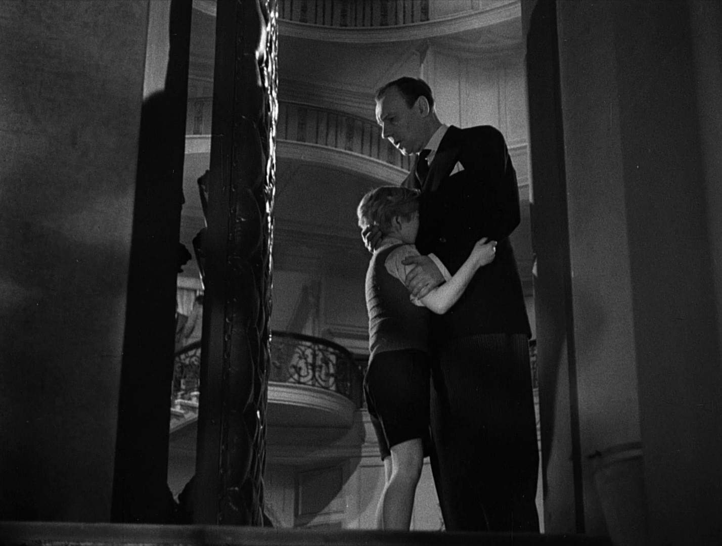 The Fallen Idol (1948) —  shot,  lighting