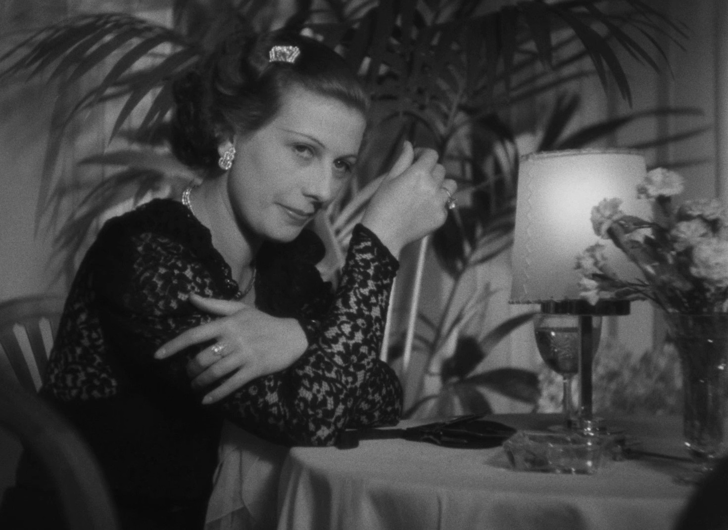 Gueule d'amour (1937) —  shot,  lighting