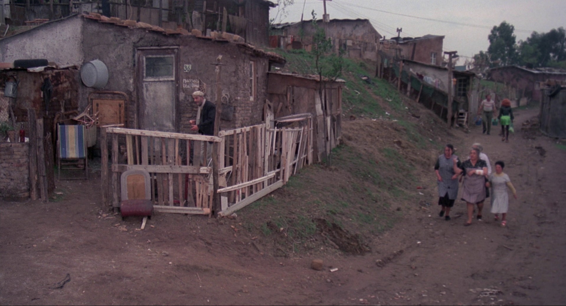 Brutti, sporchi e cattivi (1976) —  shot,  lighting