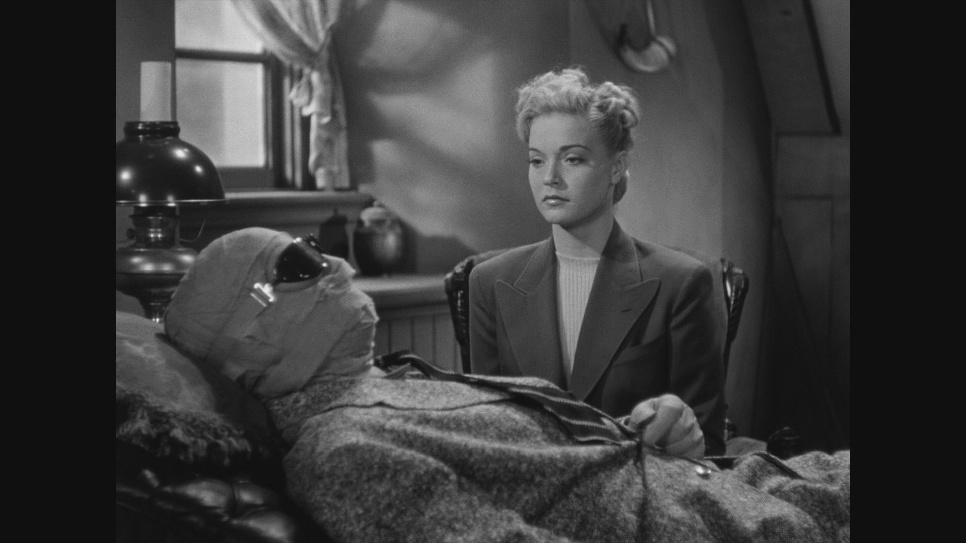 The Invisible Man Returns (1940) —  shot,  lighting