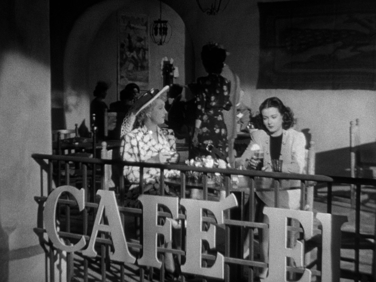 Secret Beyond the Door... (1947) —  shot,  lighting