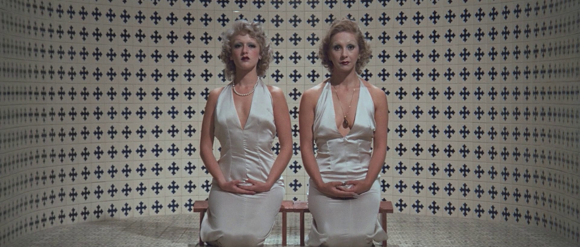 The Holy Mountain (1973) —  shot,  lighting