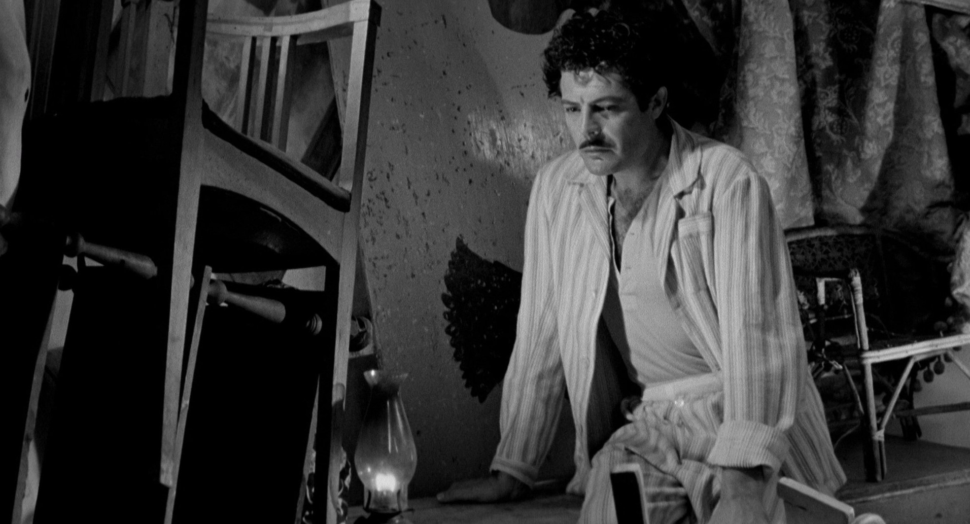 Divorce Italian Style (1961) —  shot,  lighting