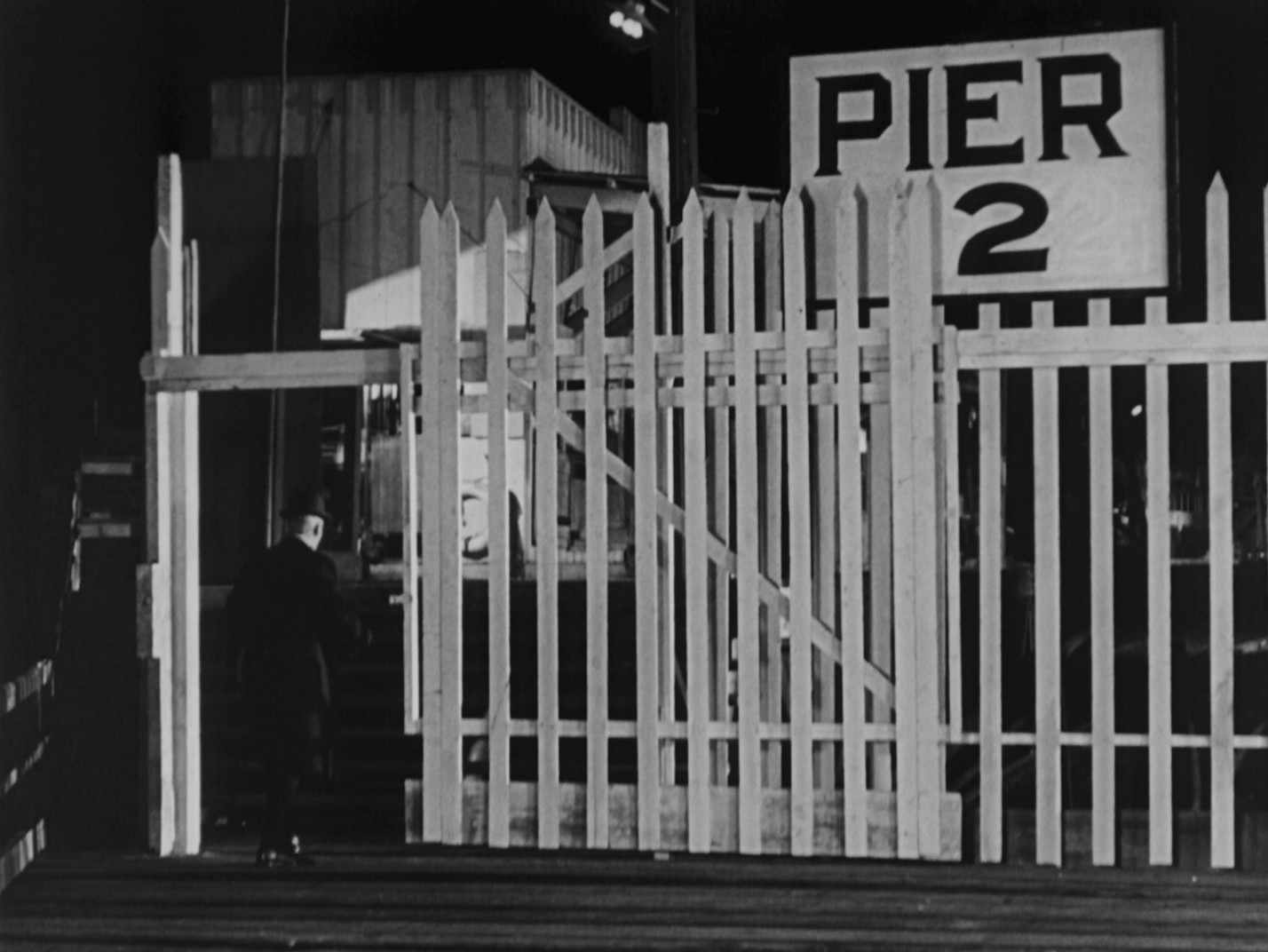 The Navigator (1924) —  shot,  lighting