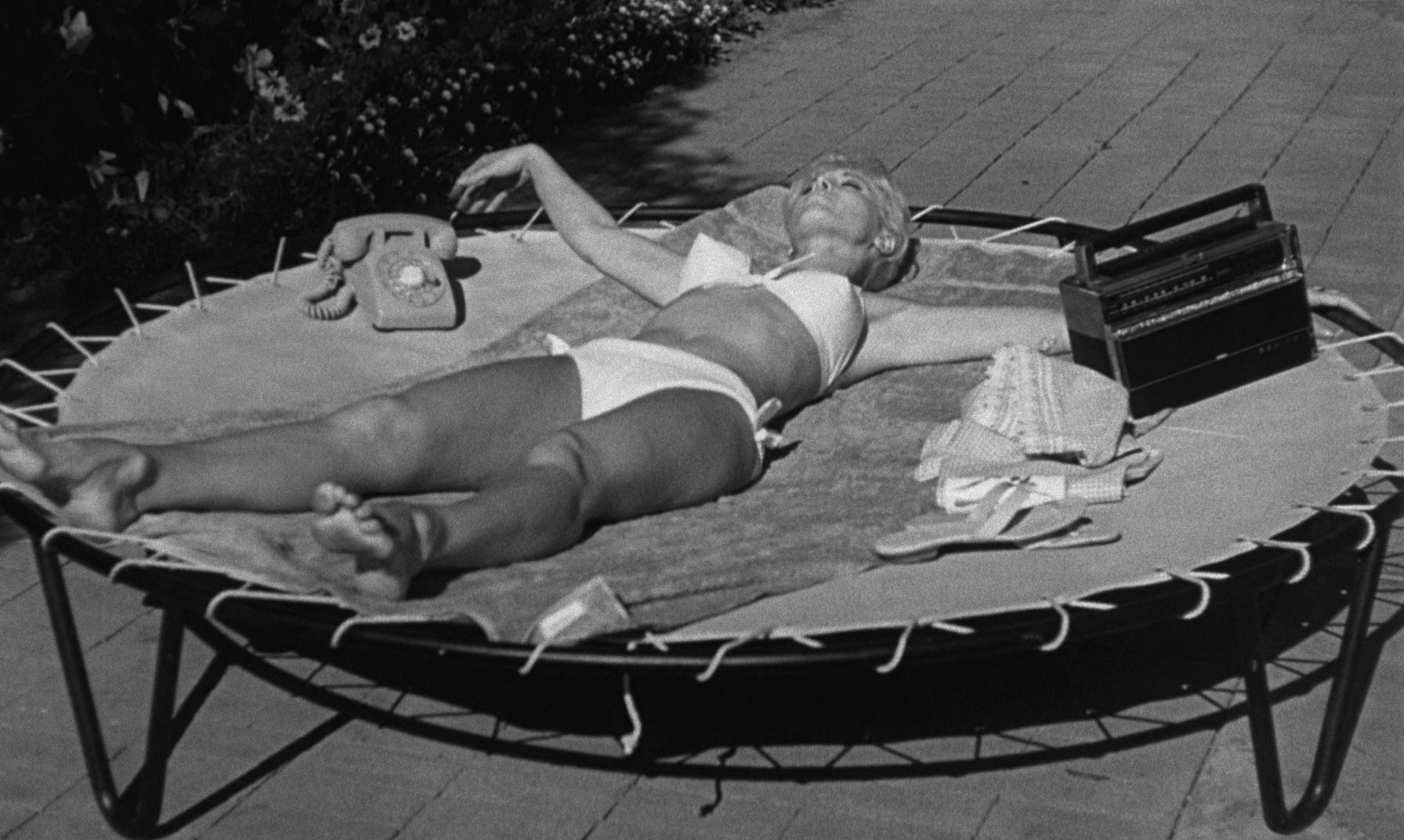 Private Property (1960) —  shot,  lighting