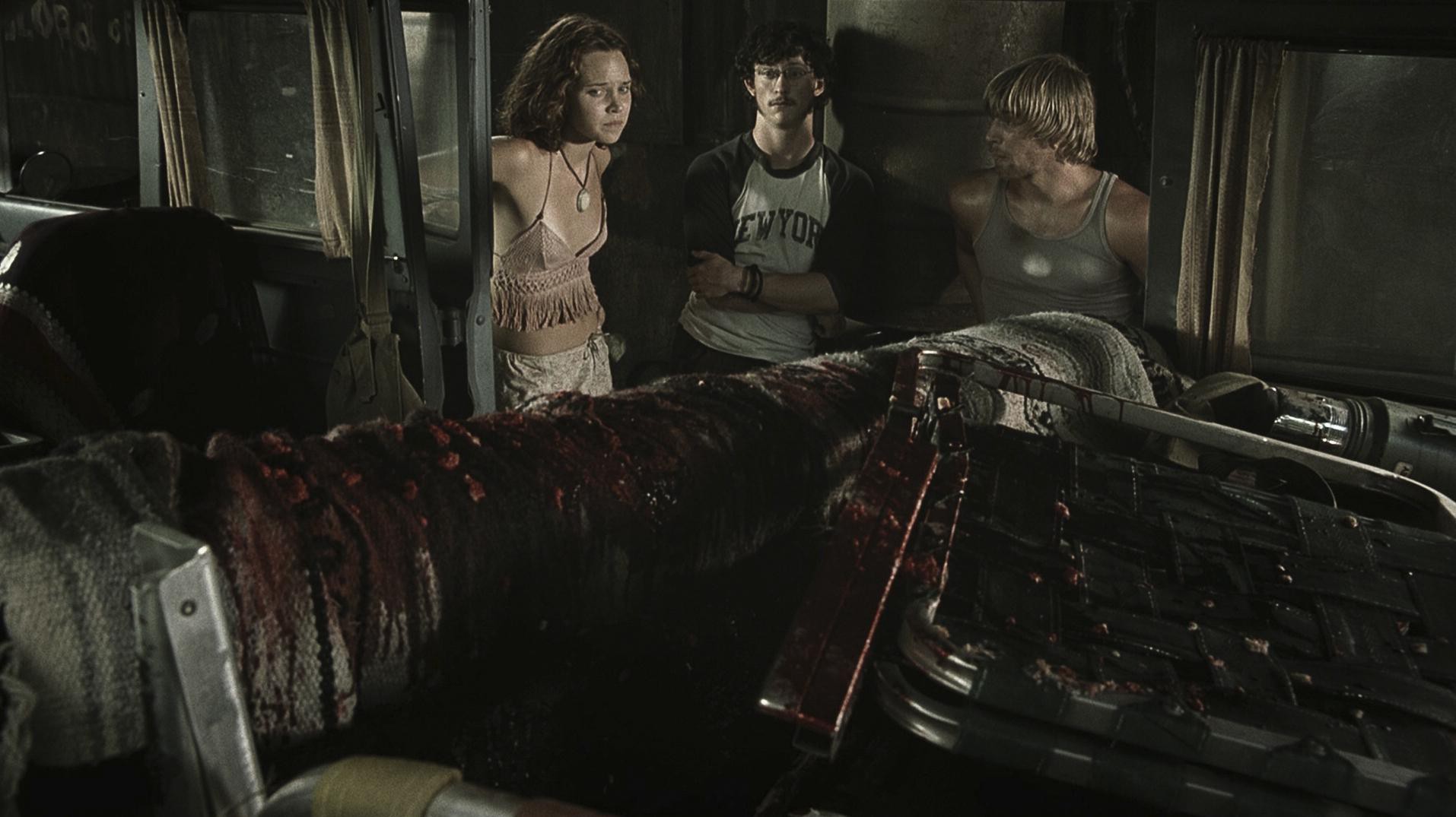 The Texas Chainsaw Massacre (2003) —  shot,  lighting