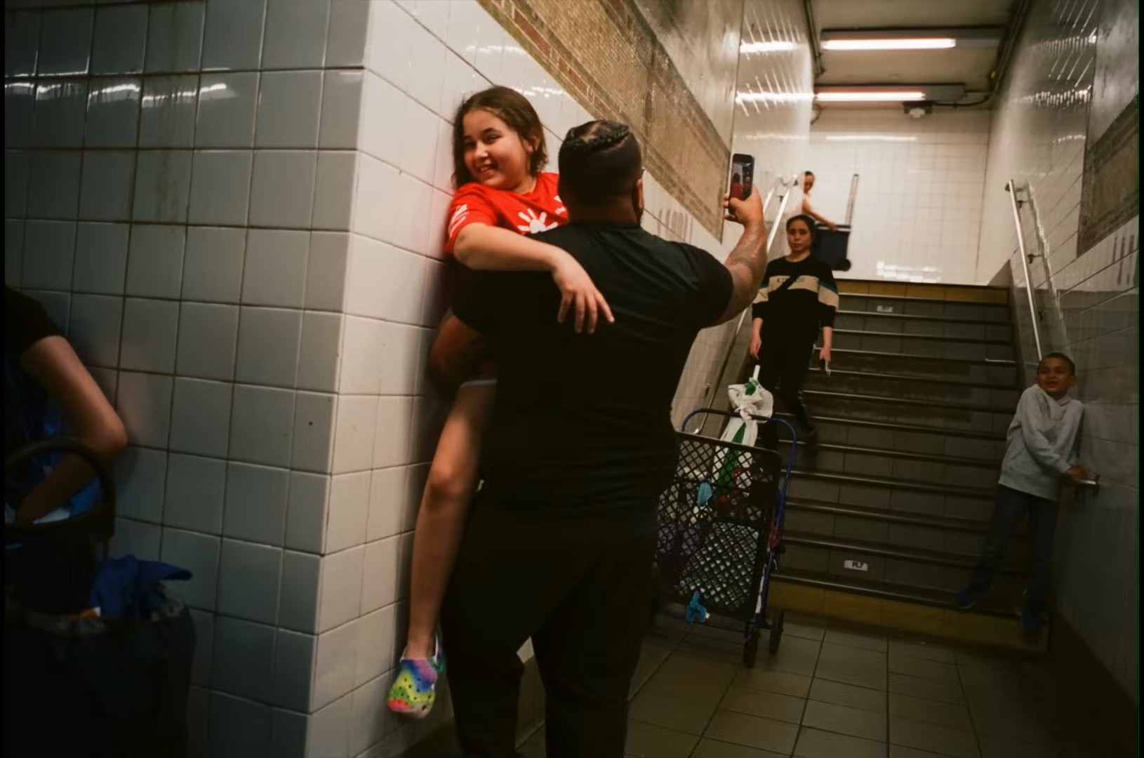 Lonely City (2025) —  shot,  lighting