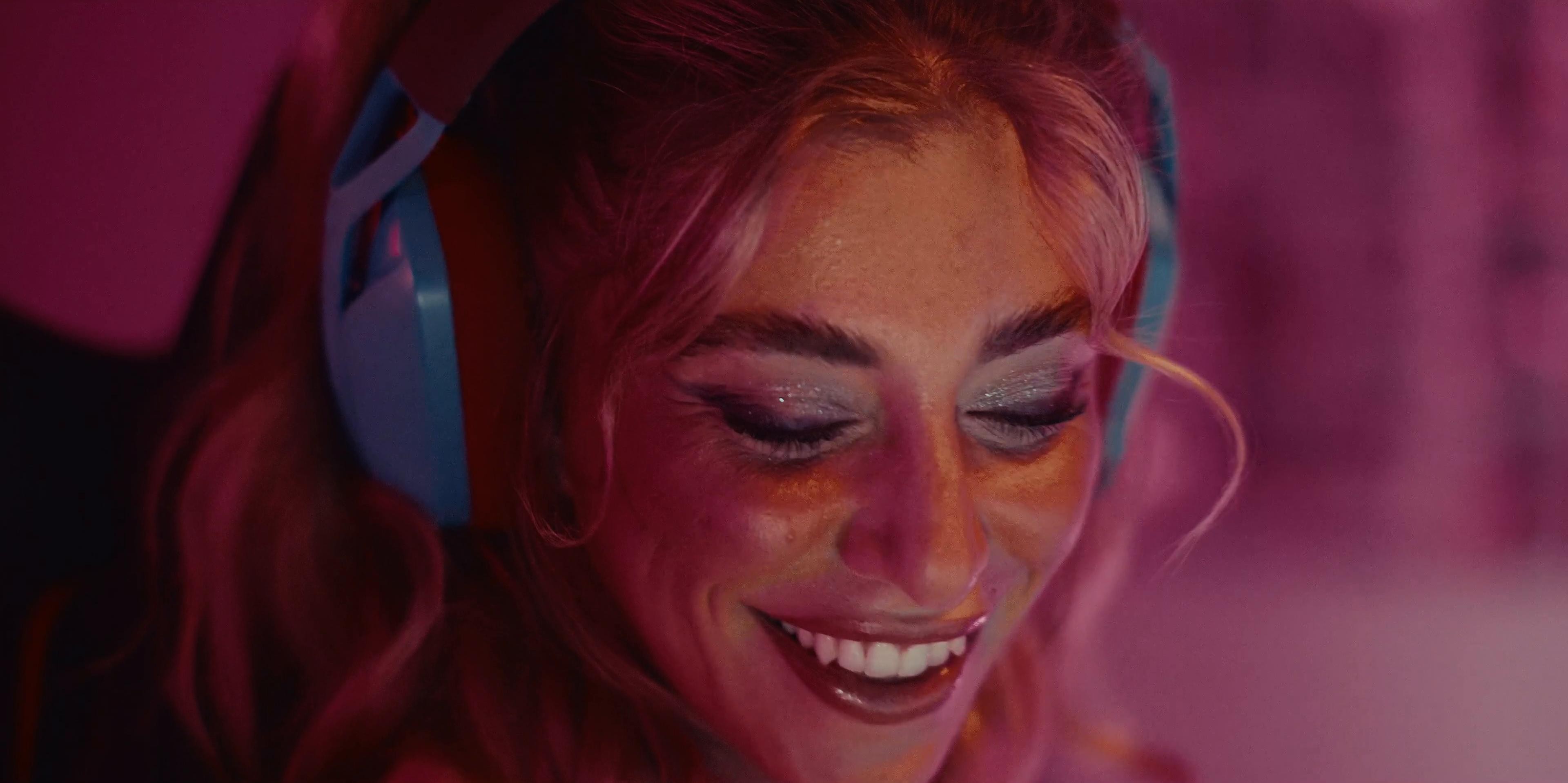 Buzz Web Campaign (2024) —  shot,  lighting