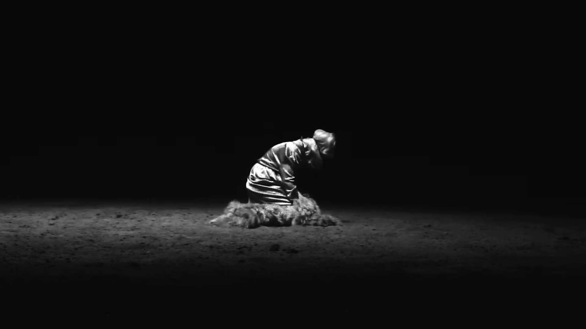 Medellín (2019) —  shot,  lighting