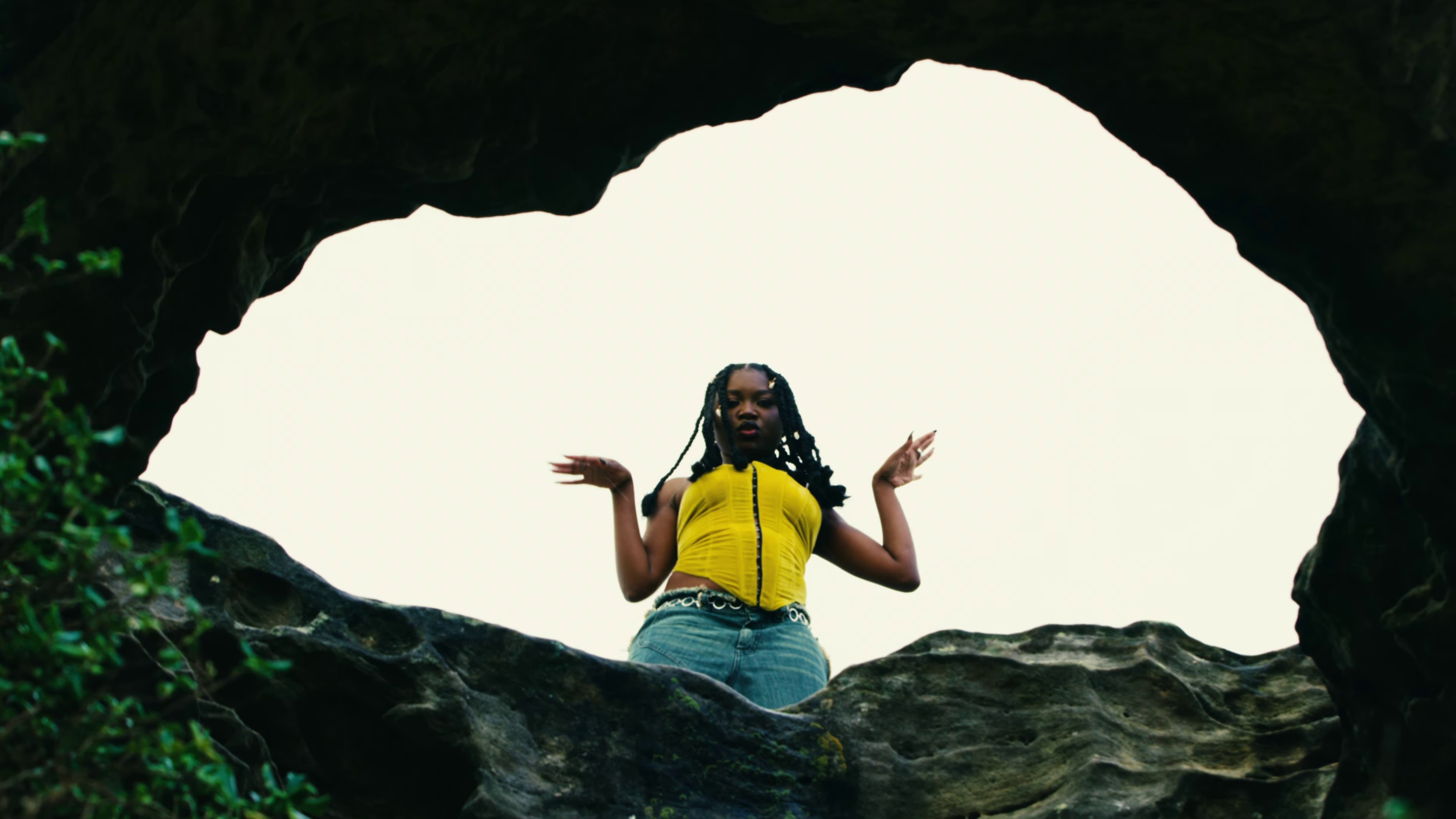 Ring Ring (2024) —  shot,  lighting