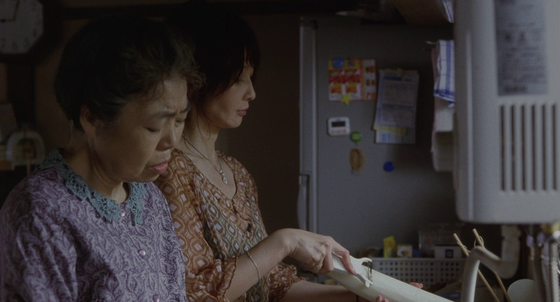 Still Walking (2010) —  shot,  lighting