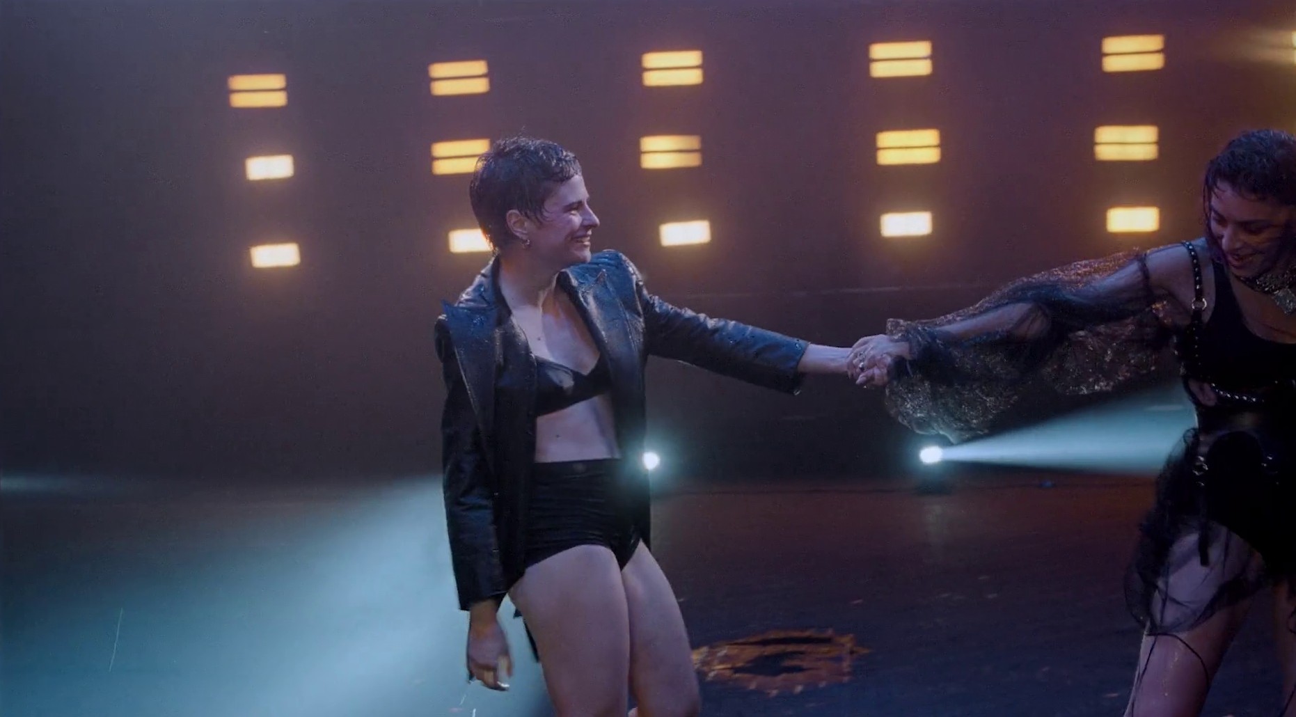 GONE (2019) —  shot,  lighting