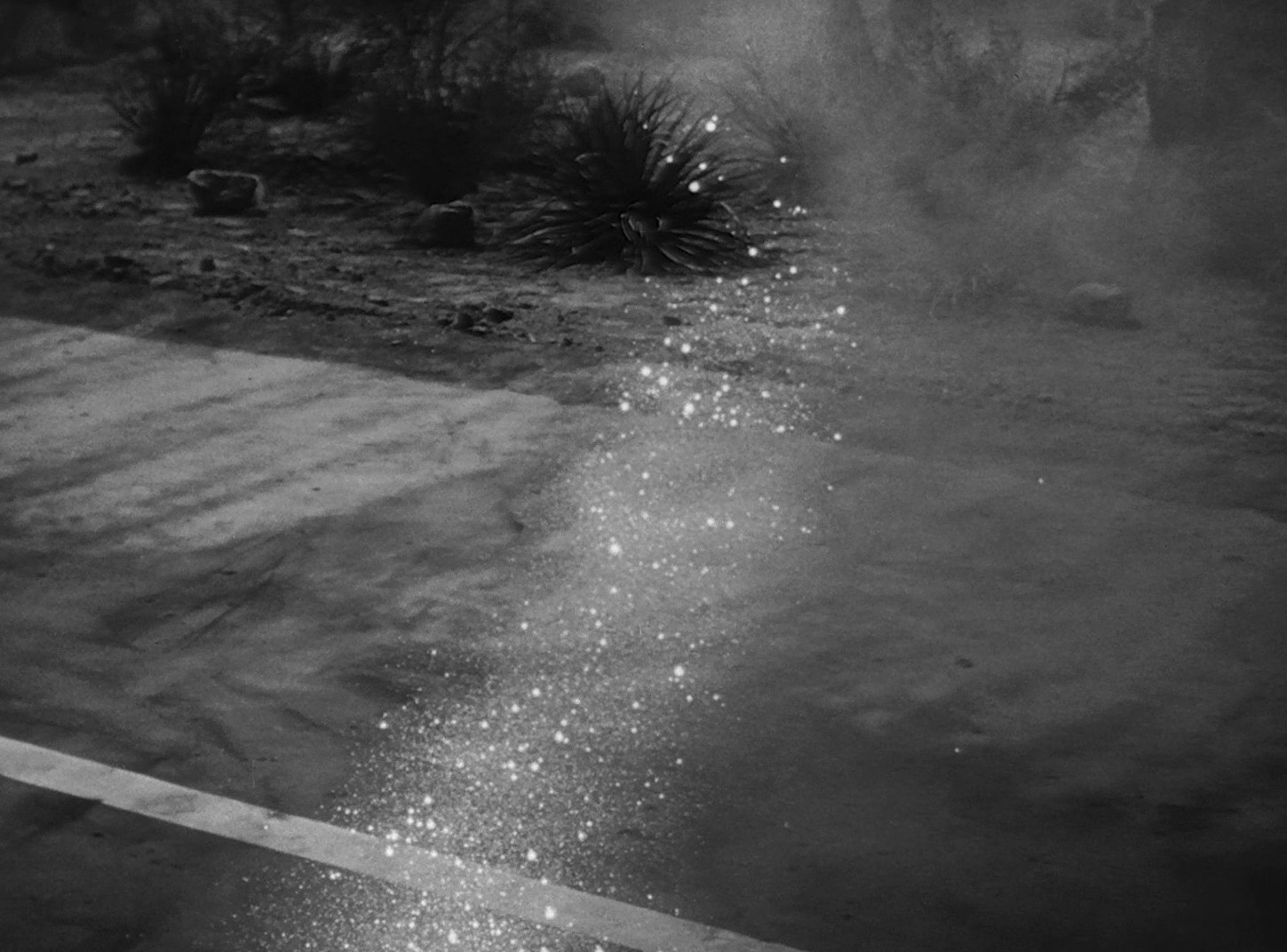 It Came from Outer Space (1953) —  shot,  lighting