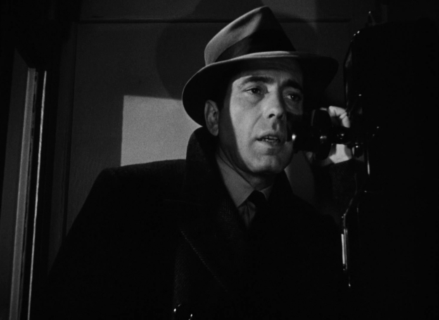 The Maltese Falcon (1941) —  shot,  lighting
