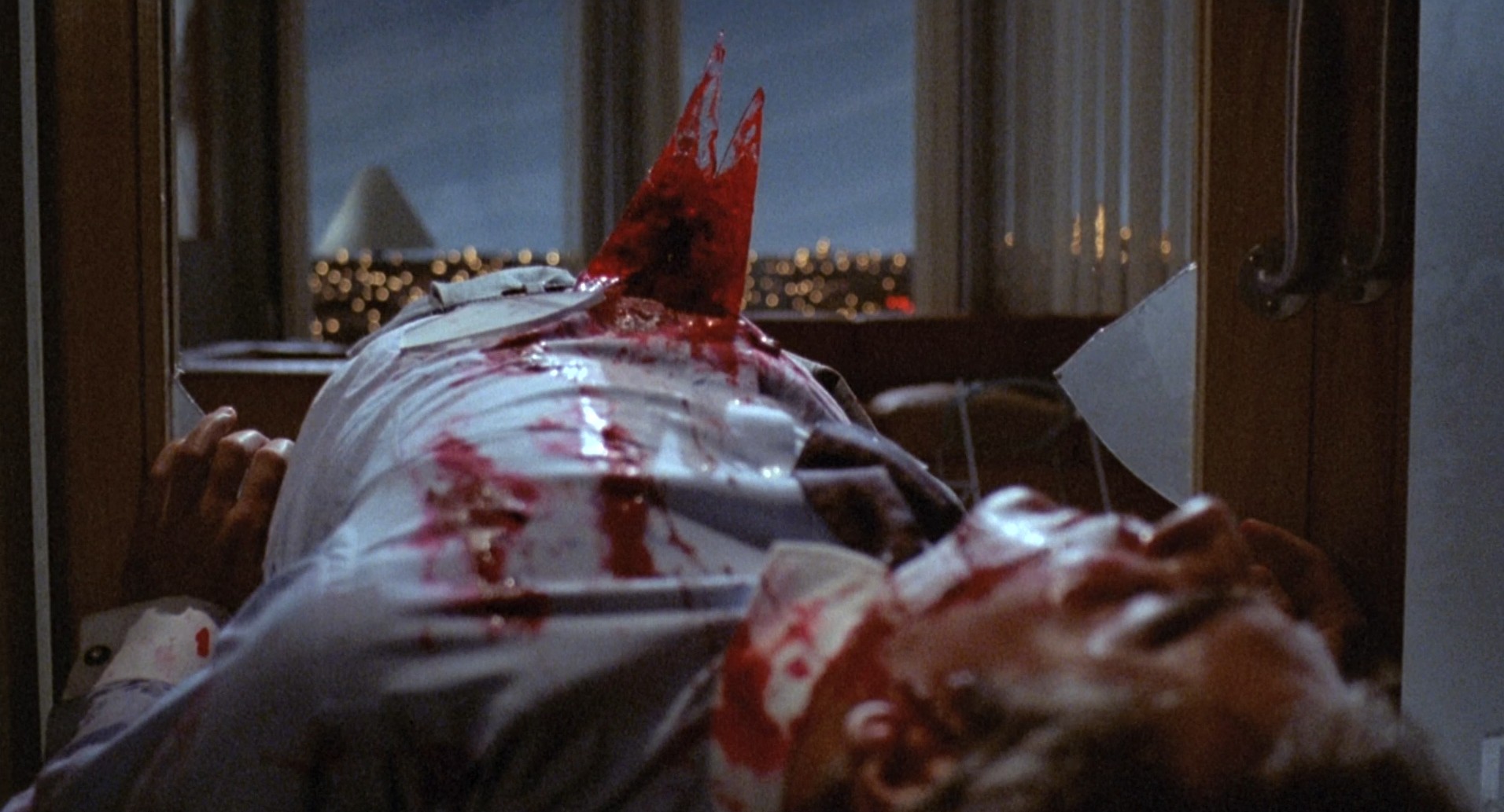 Color of Night (1994) —  shot,  lighting