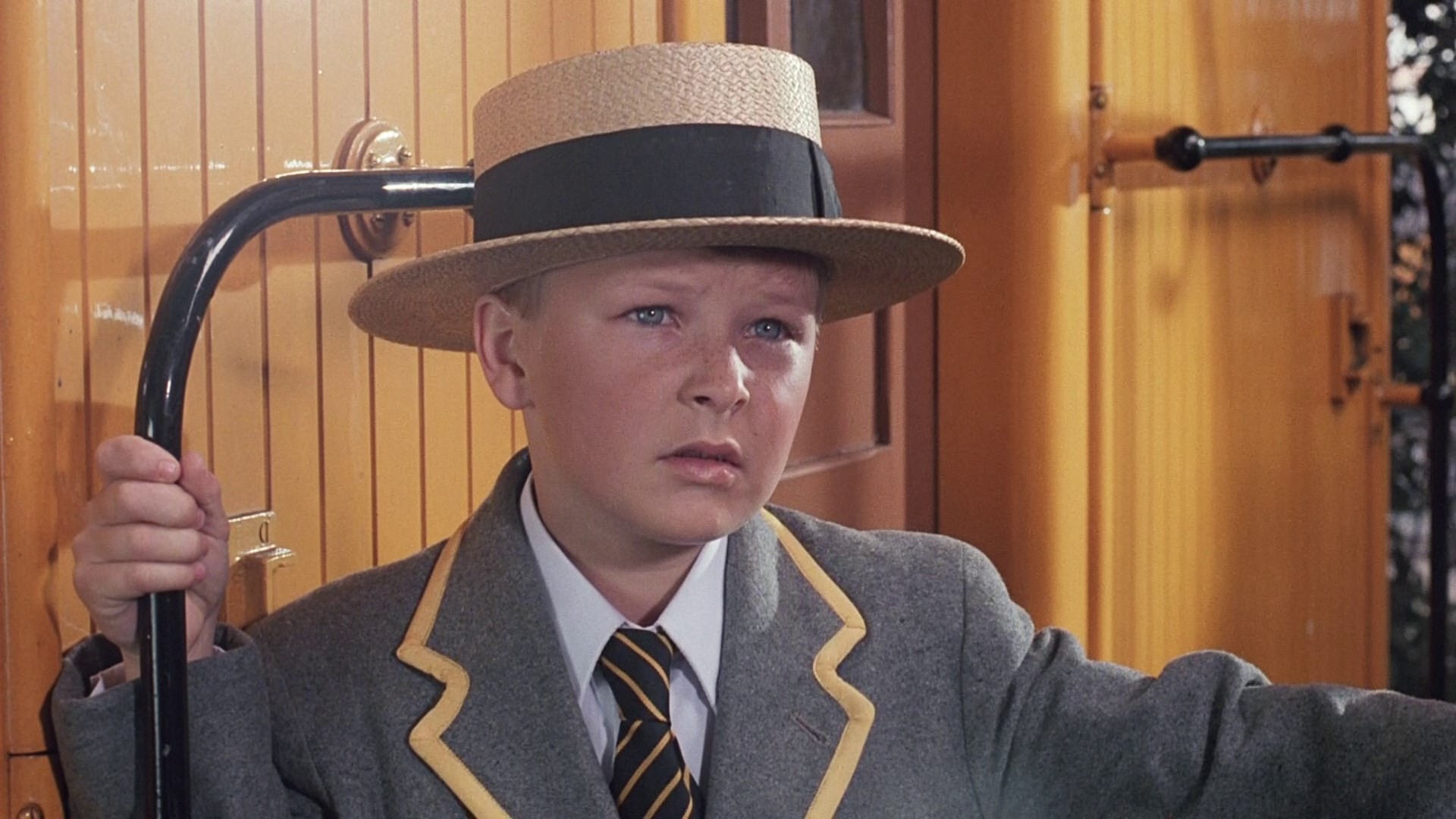 Merry Christmas Mr. Lawrence (1983) —  shot,  lighting