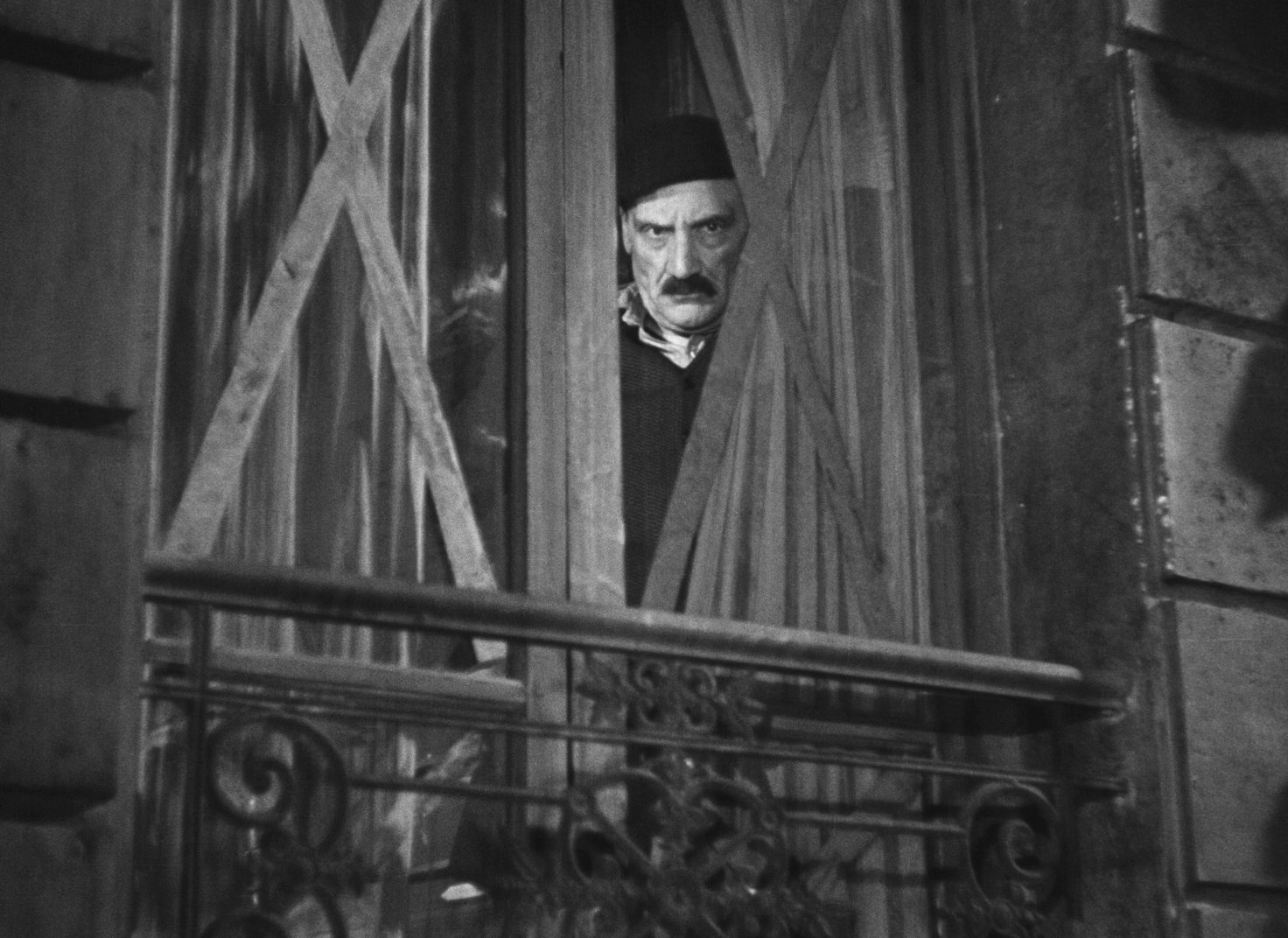 Gates of the Night (1946) —  shot,  lighting